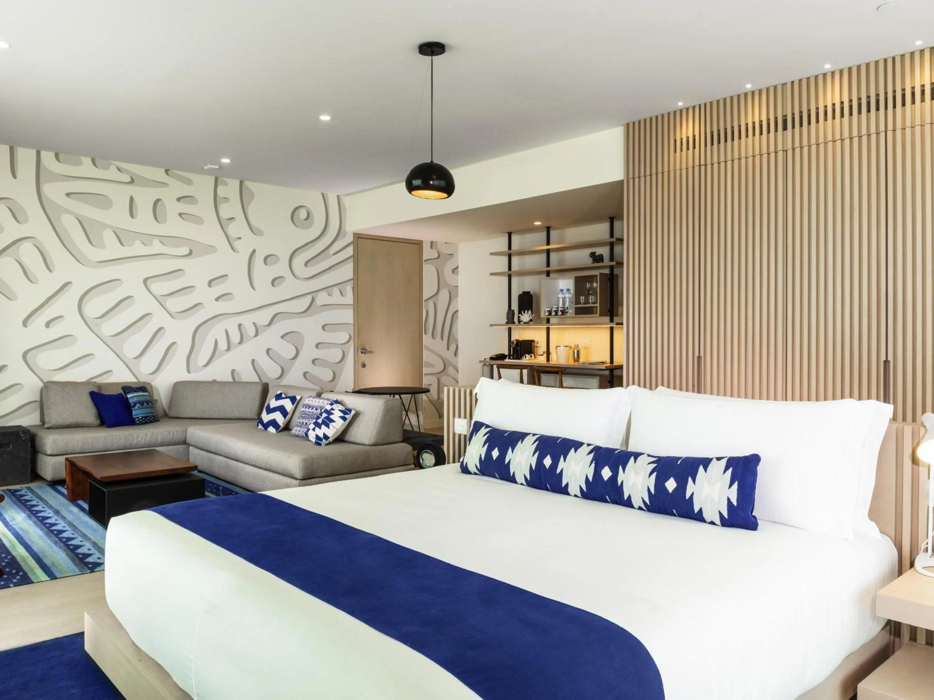 Property building, Bed in SLS Cancun