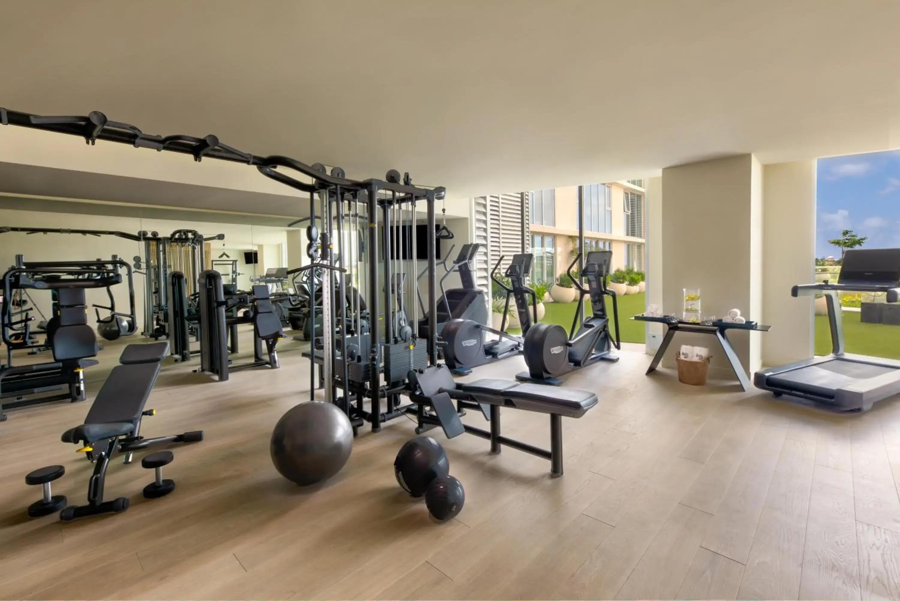 Fitness centre/facilities in SLS Cancun Fitness centre/facilities in SLS Cancun