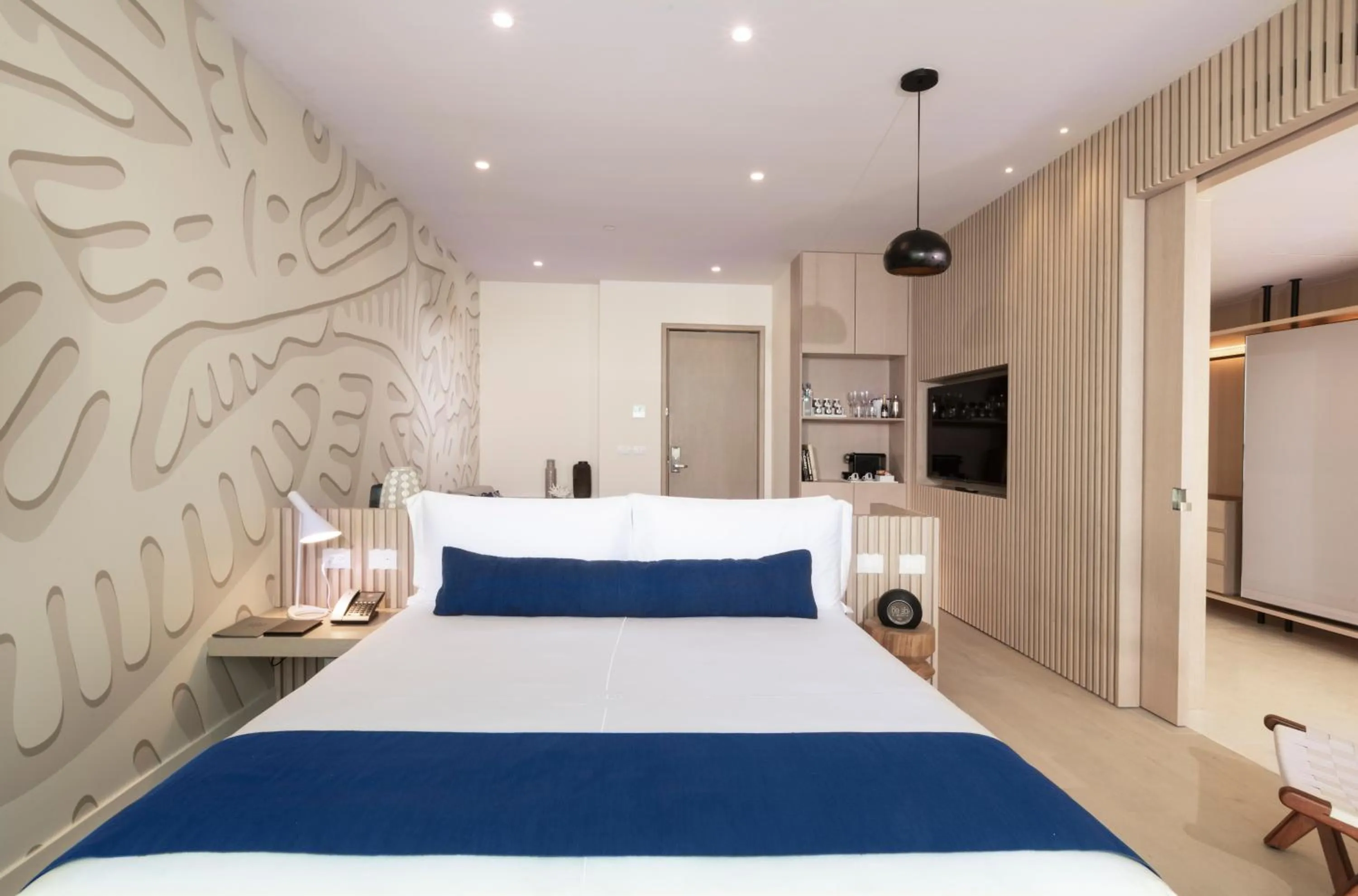 Photo of the whole room, Bed in SLS Cancun