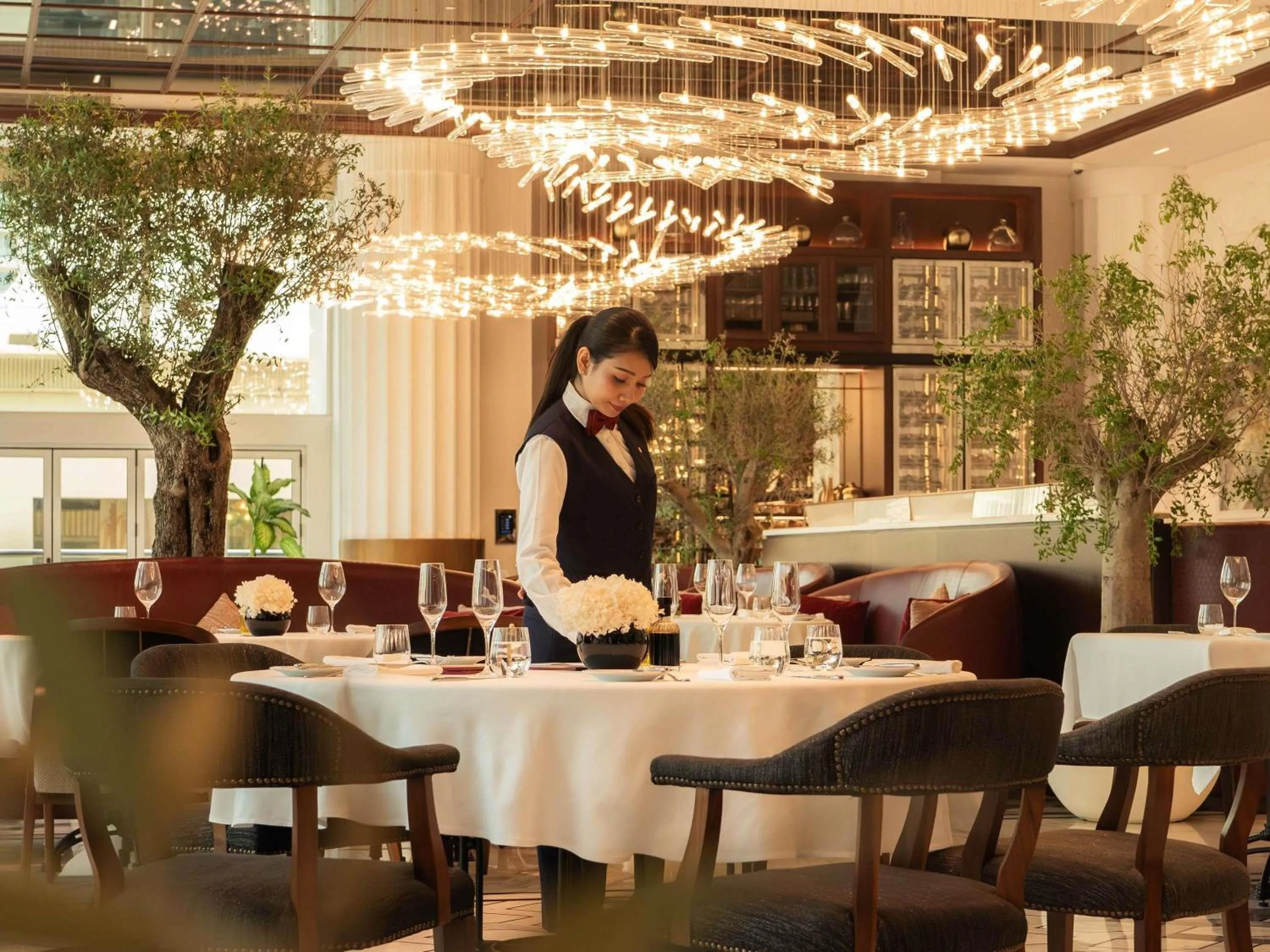 Restaurant/places to eat in Sofitel Dubai The Obelisk