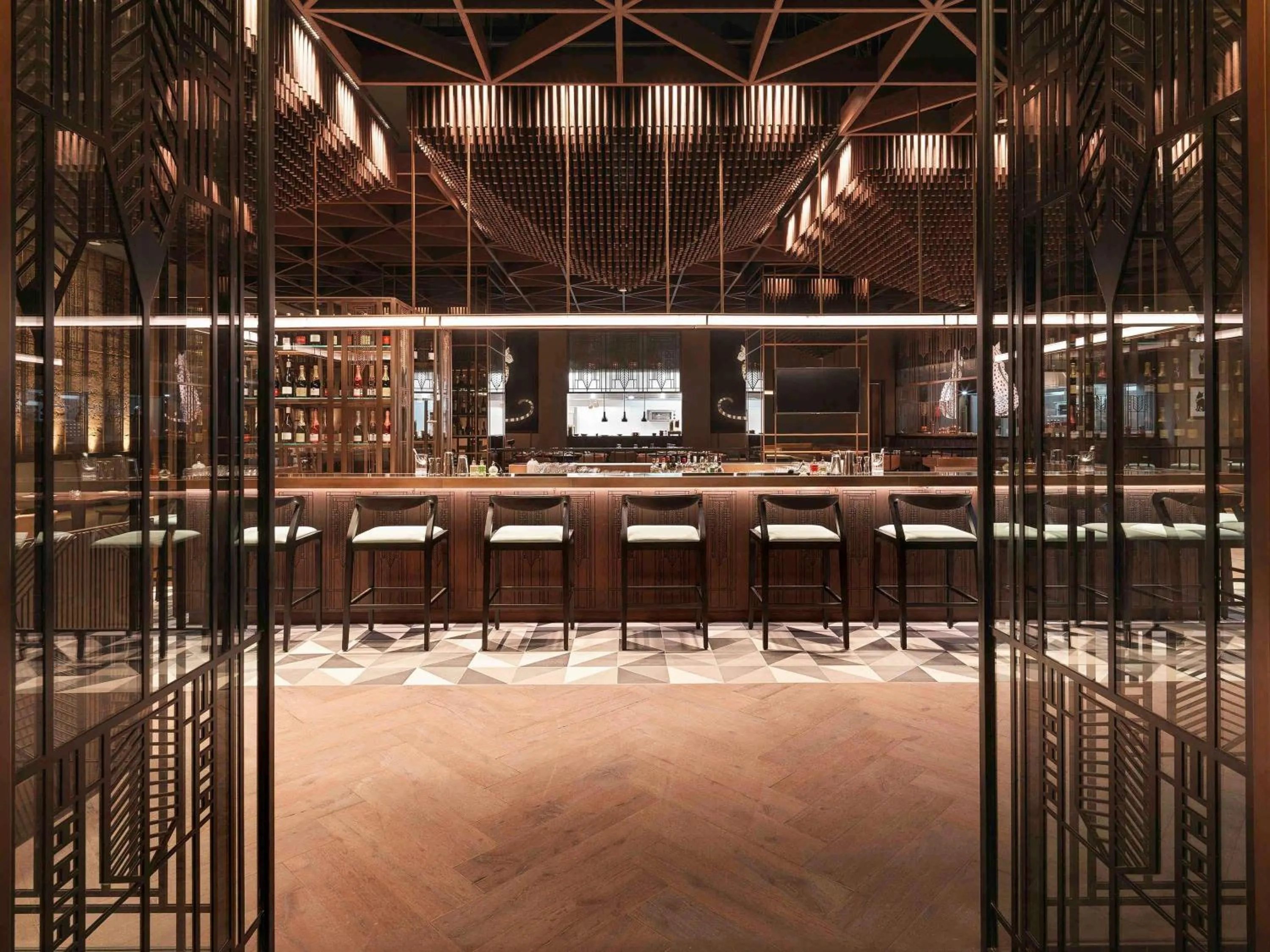 Lounge or bar in Sofitel Dubai The Obelisk