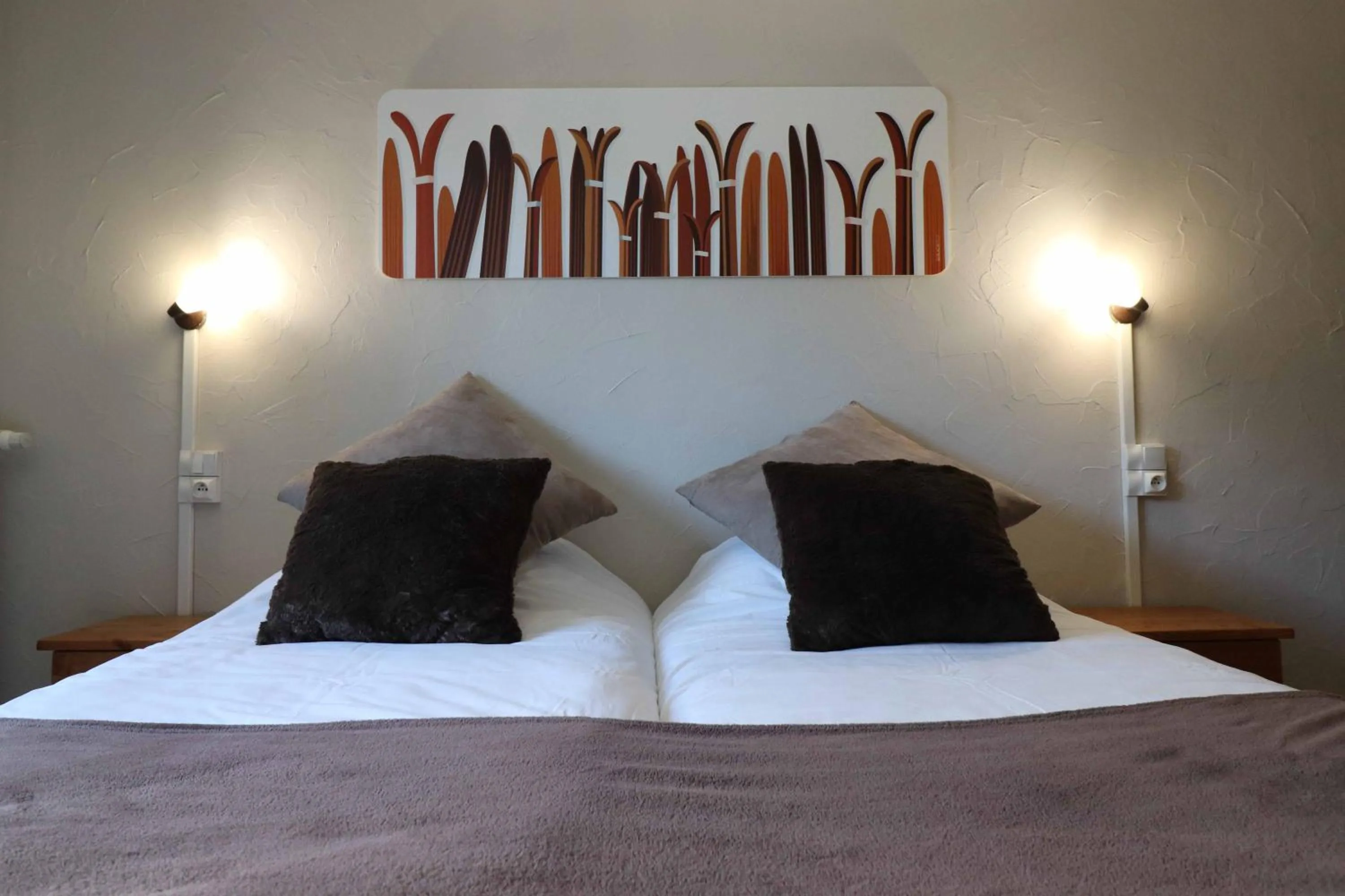 Photo of the whole room, Bed in Hotel la Turra