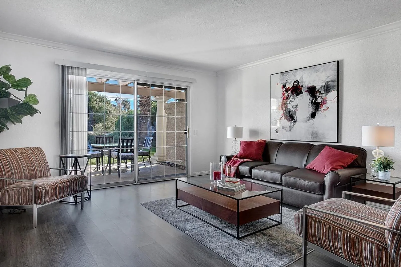 Our Mesquite-Refreshed 1st floor nature preserve & mtn view condo!