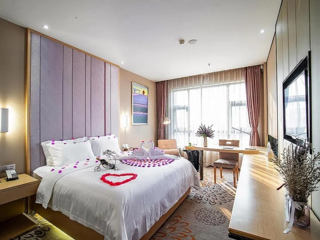Bed in Lavande Hotel Leshan High-speed Railway Station Wanda Plaza