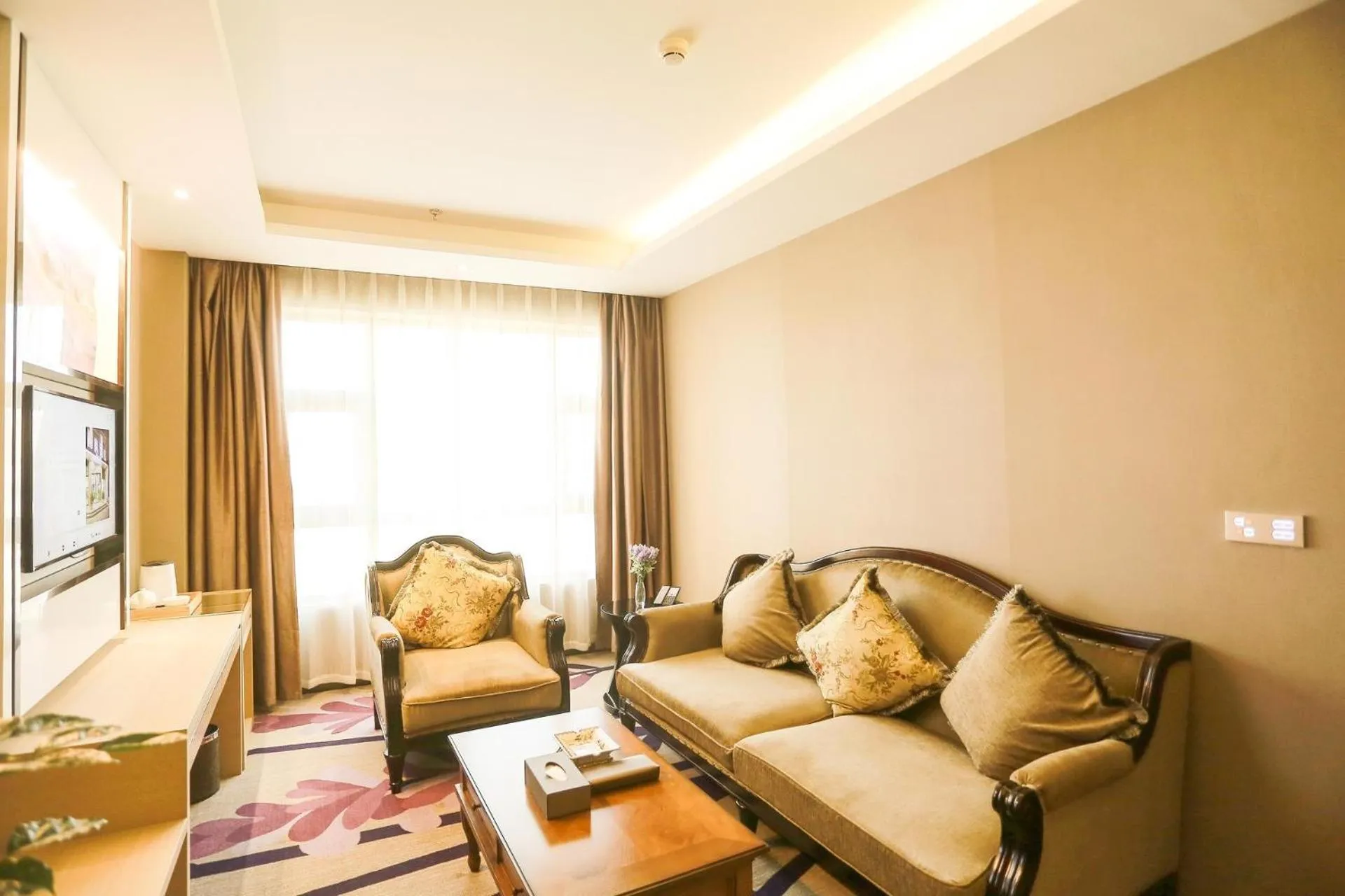 Lavande Hotel Leshan High-speed Railway Station Wanda Plaza