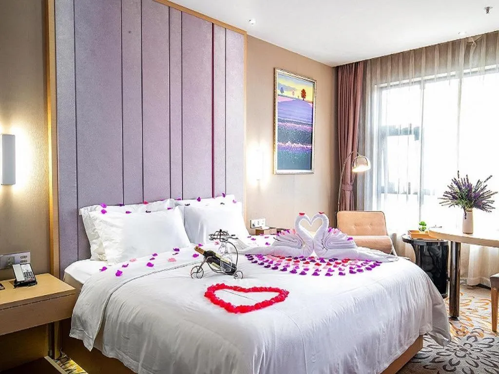 Bed in Lavande Hotel Leshan High-speed Railway Station Wanda Plaza