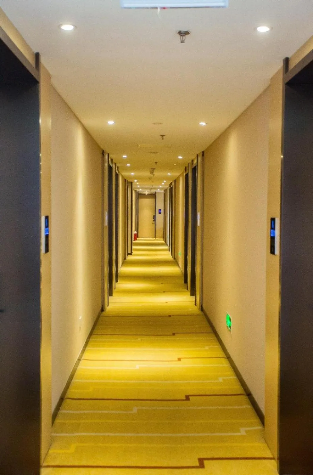 Lavande Hotel Rizhao Haiqu East Road RT-Mart Store