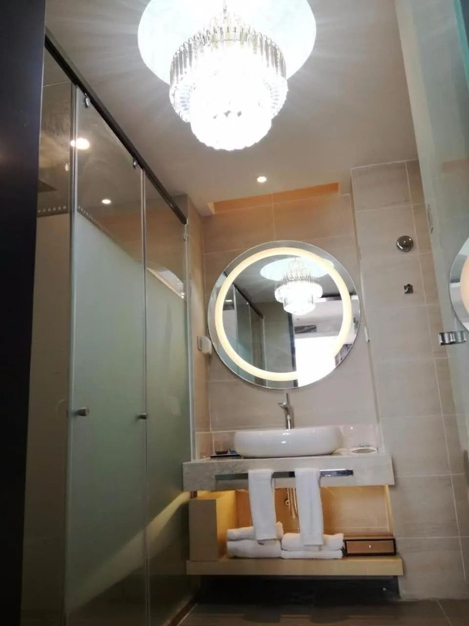 Lavande Hotel Rizhao Haiqu East Road RT-Mart Store