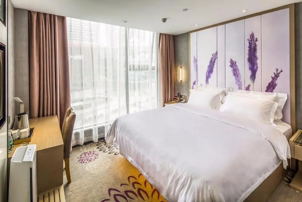 Bed in Lavande Hotel Shenzhen Baoan Haiya Binfencheng