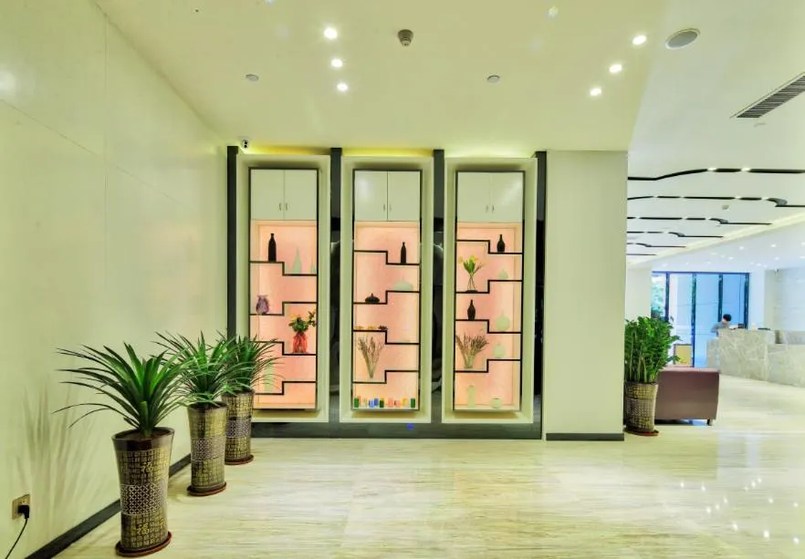 Lavande Hotel Shenzhen Baoan Haiya Binfencheng