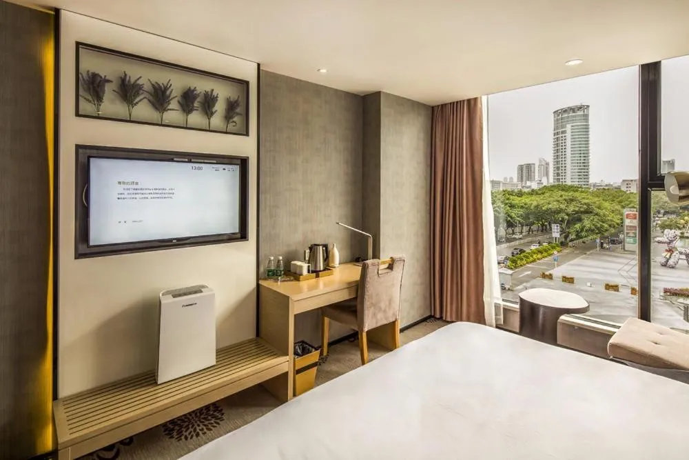 Bed in Lavande Hotel Shenzhen Baoan Haiya Binfencheng