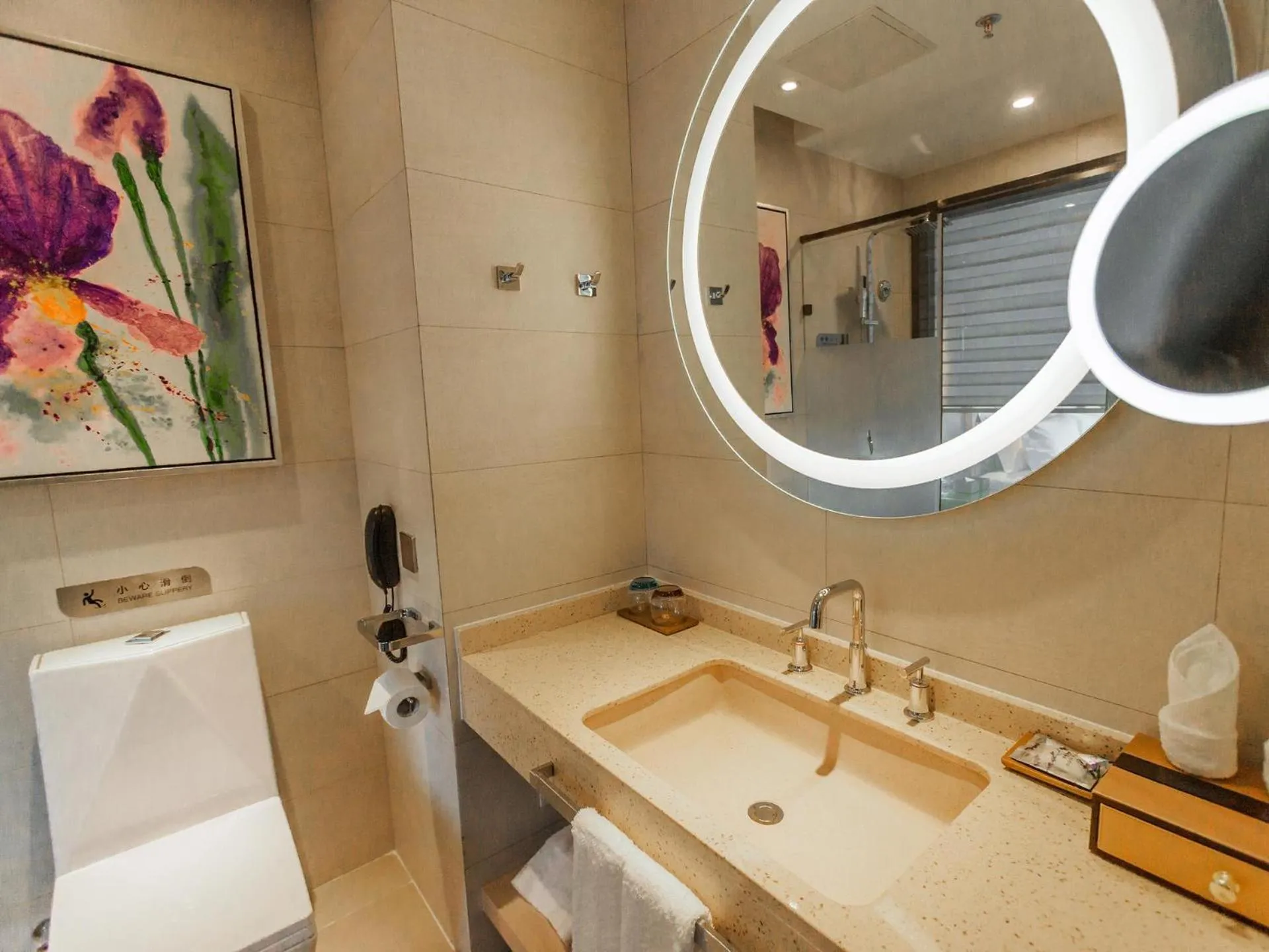Lavande Hotel Zhangjiakou Victoria Plaza