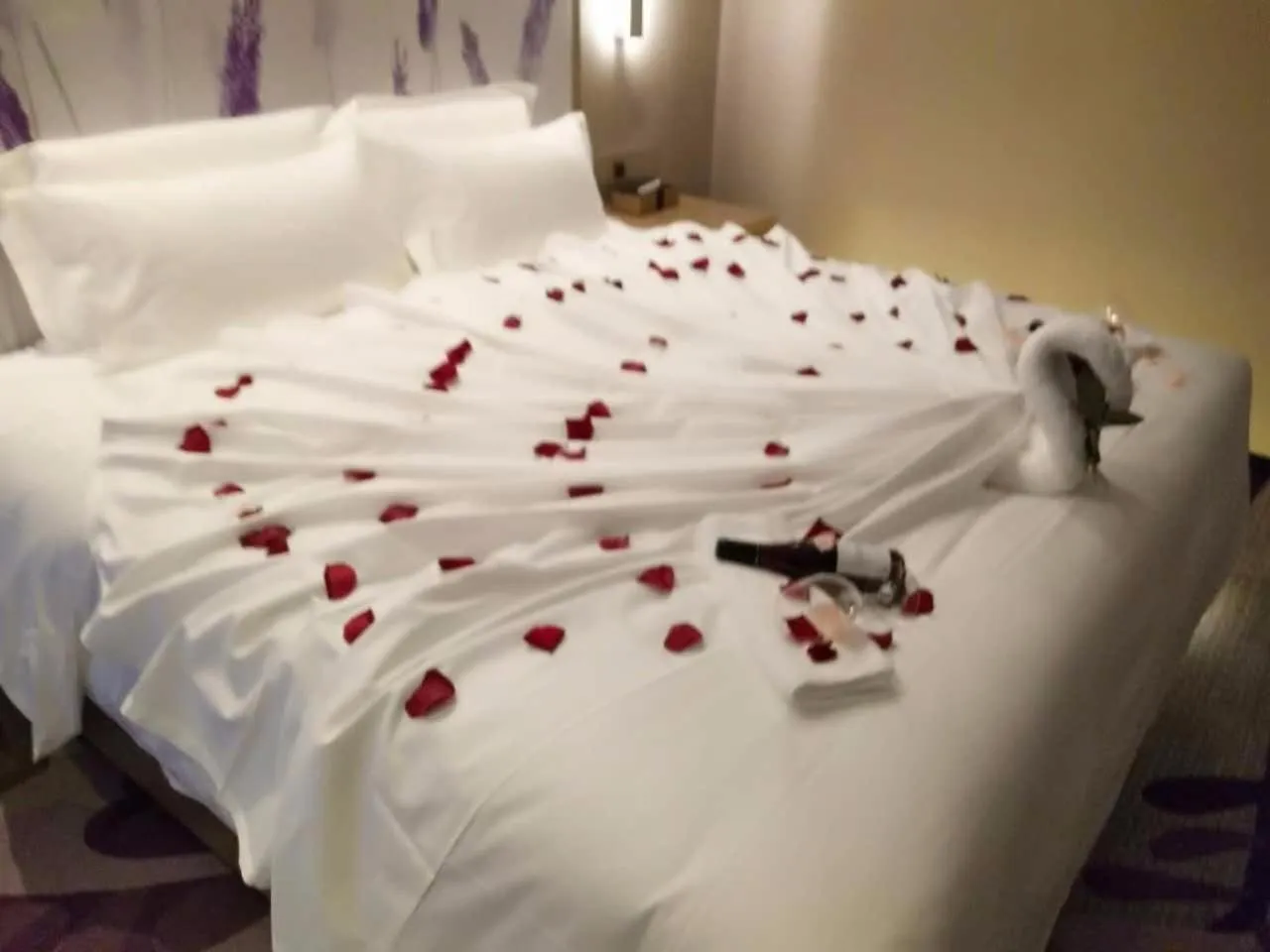 Bed in Lavande Hotel Haining Leather City Yintai Branch