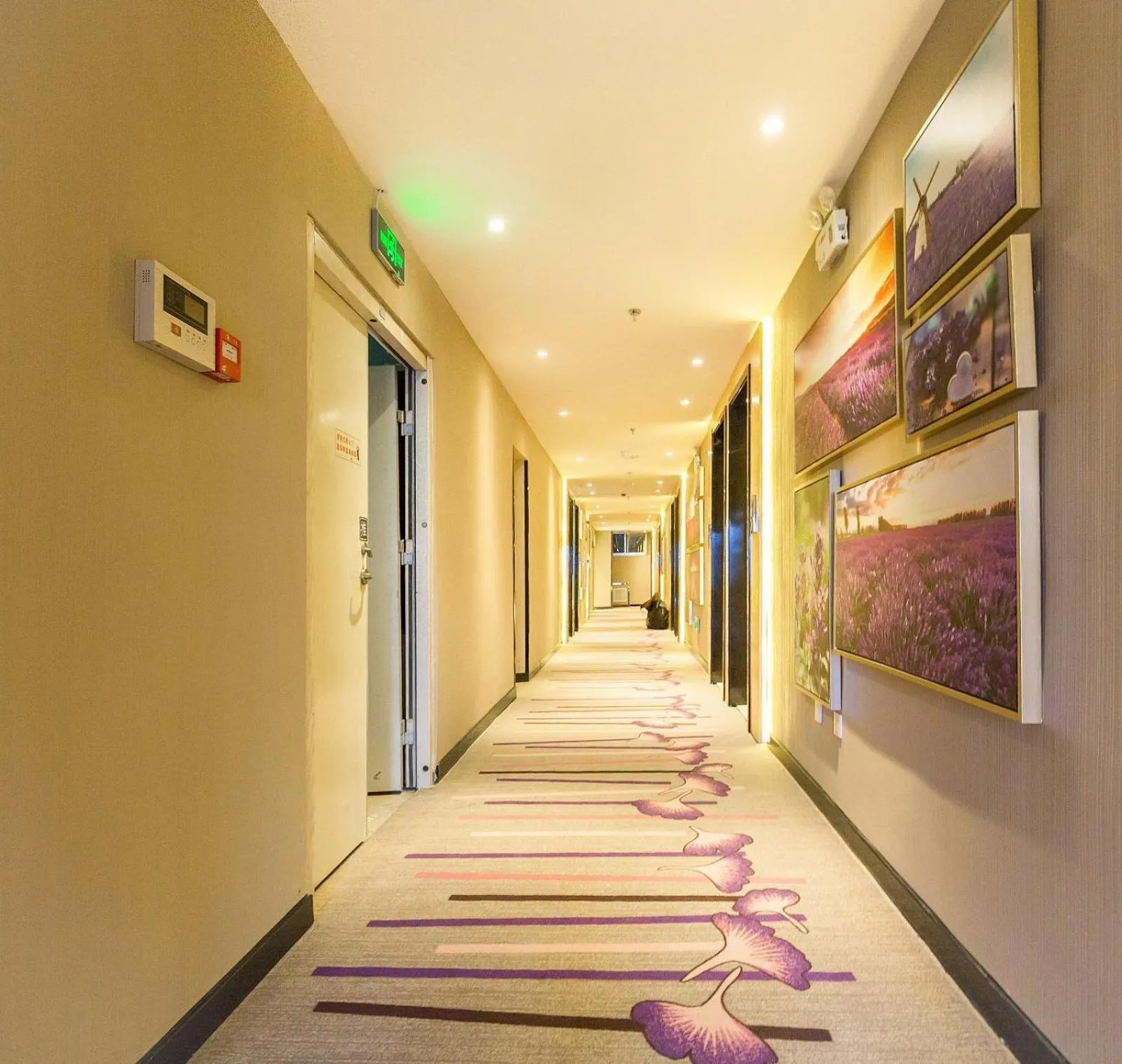 Lavande Hotels Weihai Weigao Square Branch