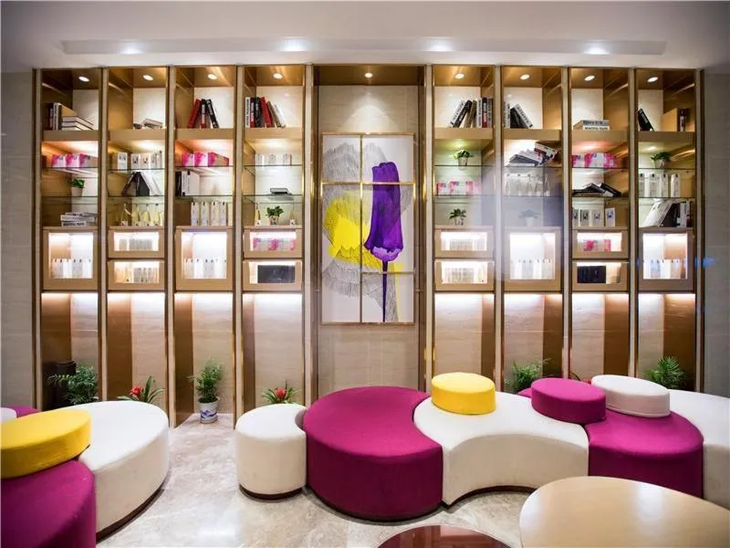 Lavande Hotel (Nanchang West Railway Station Square Branch)