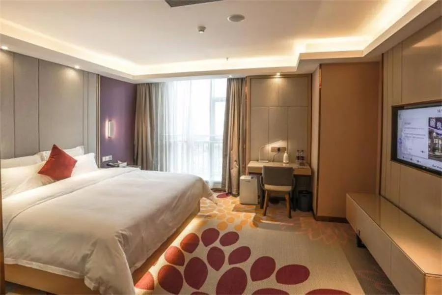 Lavande Hotel (Linyi Yinan Junyue Shopping Center Branch)