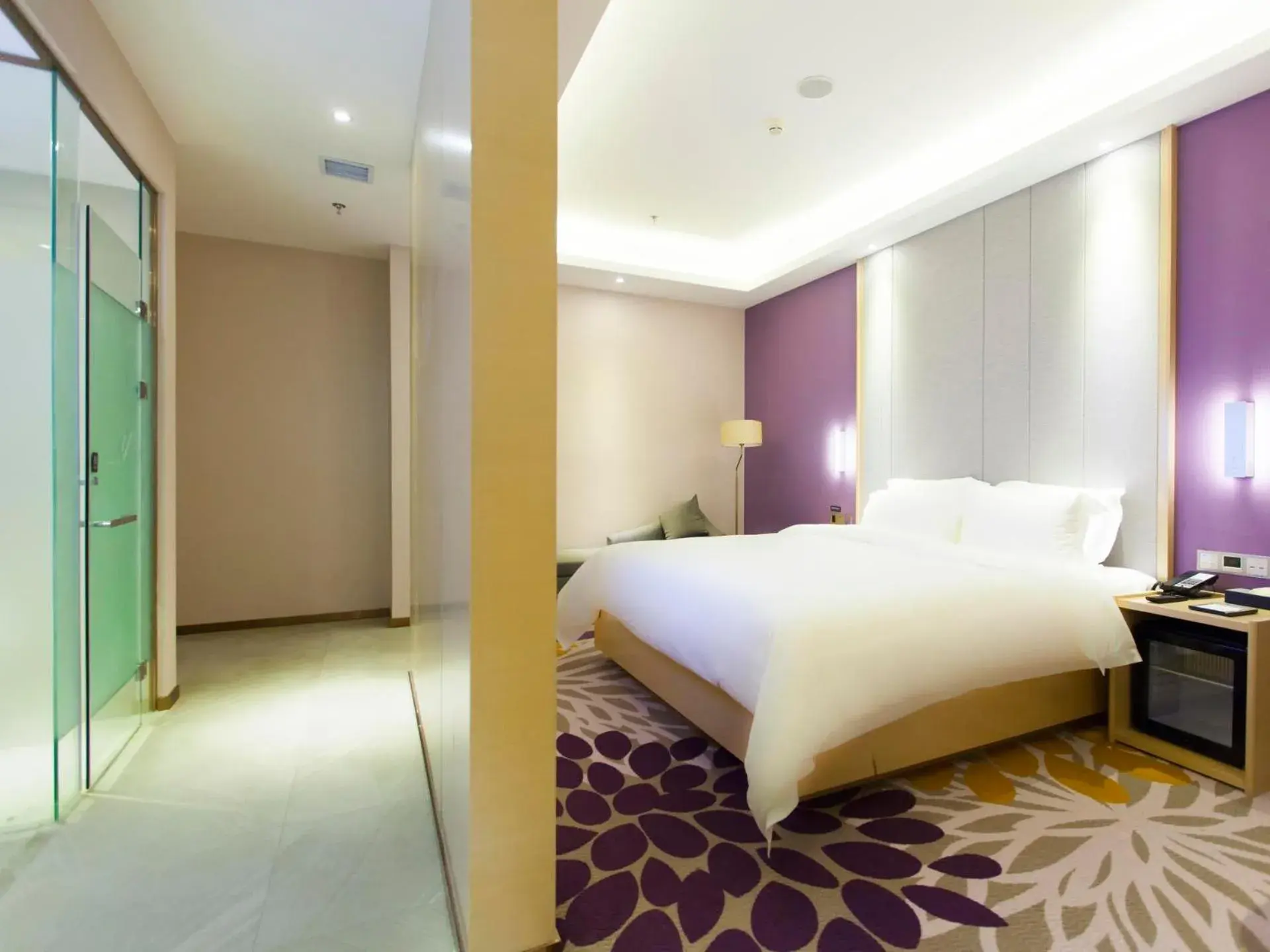 Bed in Lavande Hotel (Chengde Mountain Resort Waiba Temple Branch) Bed in Lavande Hotel (Chengde Mountain Resort Waiba Temple Branch)