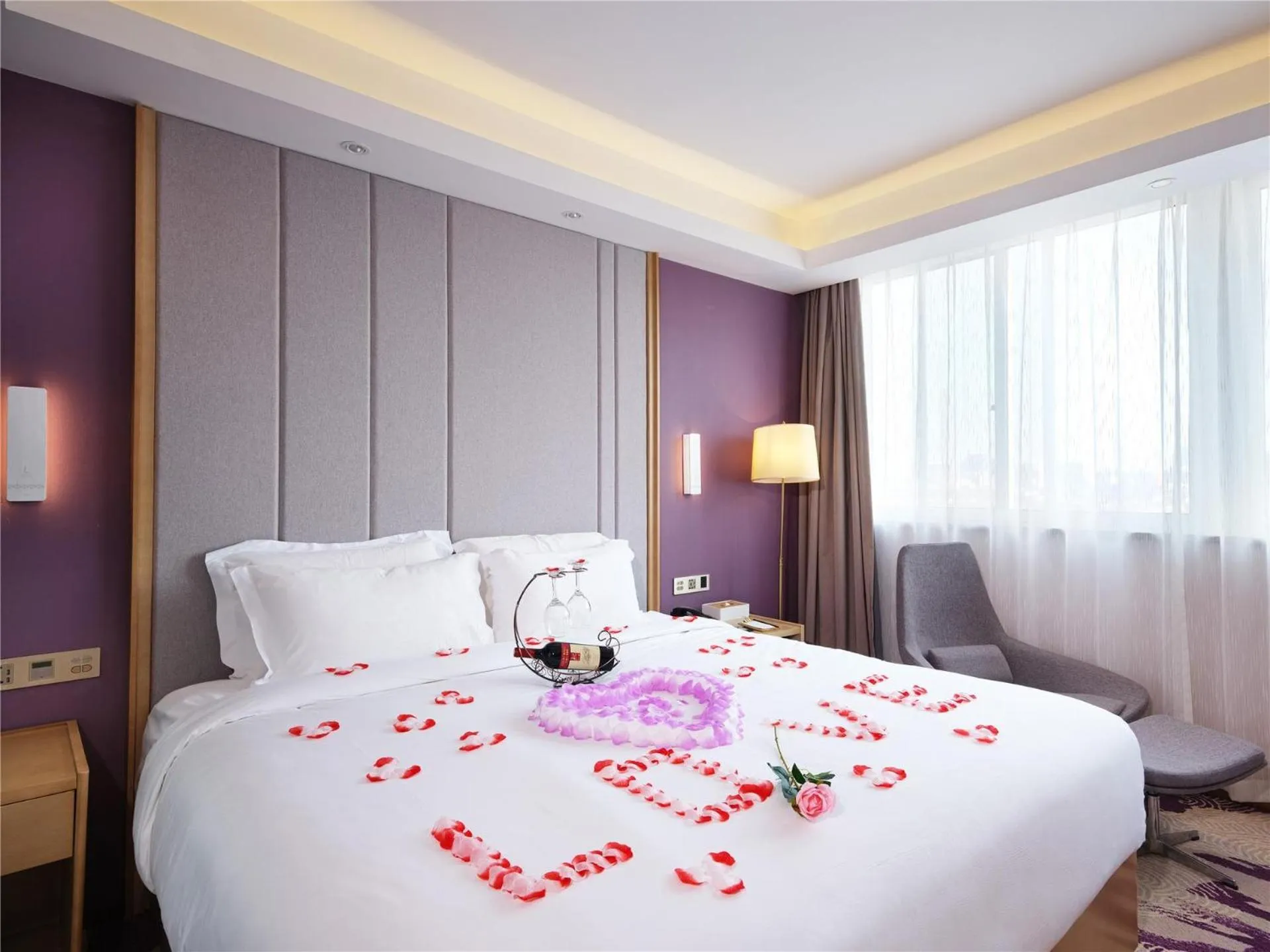 Lavande Hotel (Yangzhou Jiangwangshui Street RT-Mart Branch)