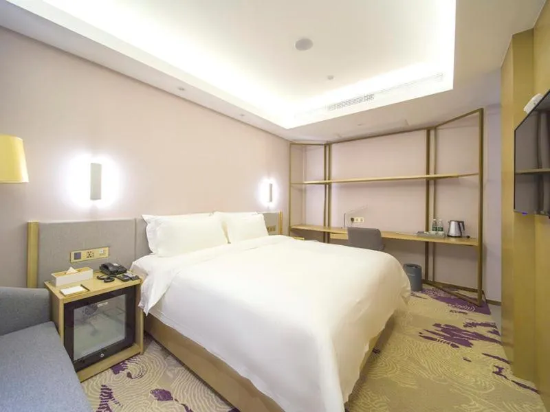 Lavande Hotel (Yangzhou Jiangwangshui Street RT-Mart Branch)