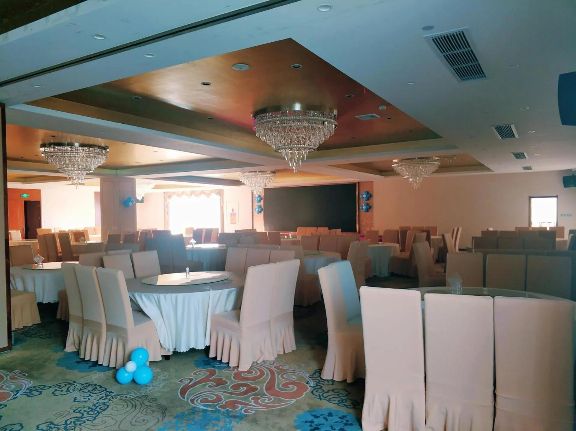 Lavande Hotel (Yangzhou Jiangwangshui Street RT-Mart Branch)