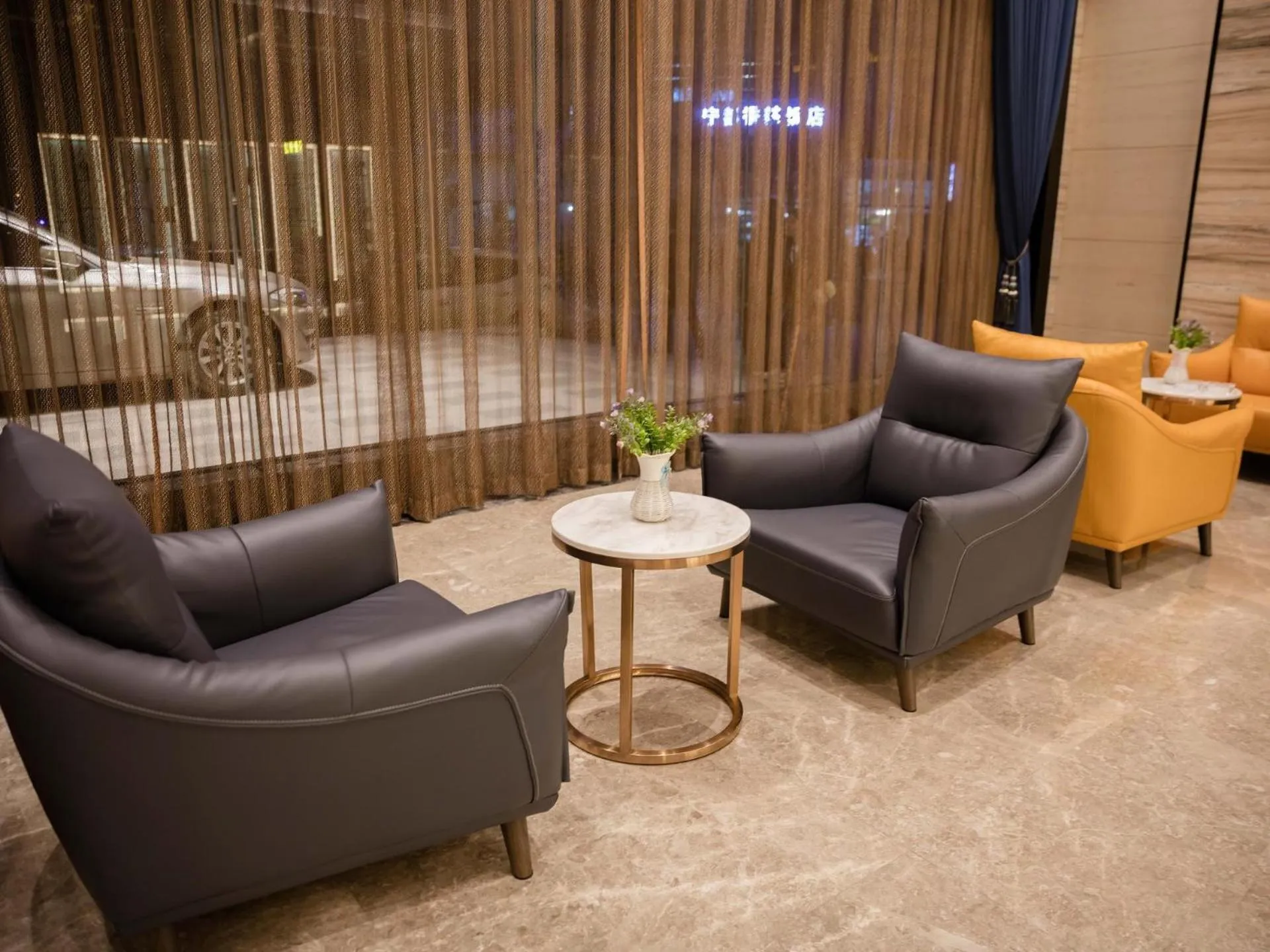 Lavande Hotel (Ganzhou Railway Station Branch)