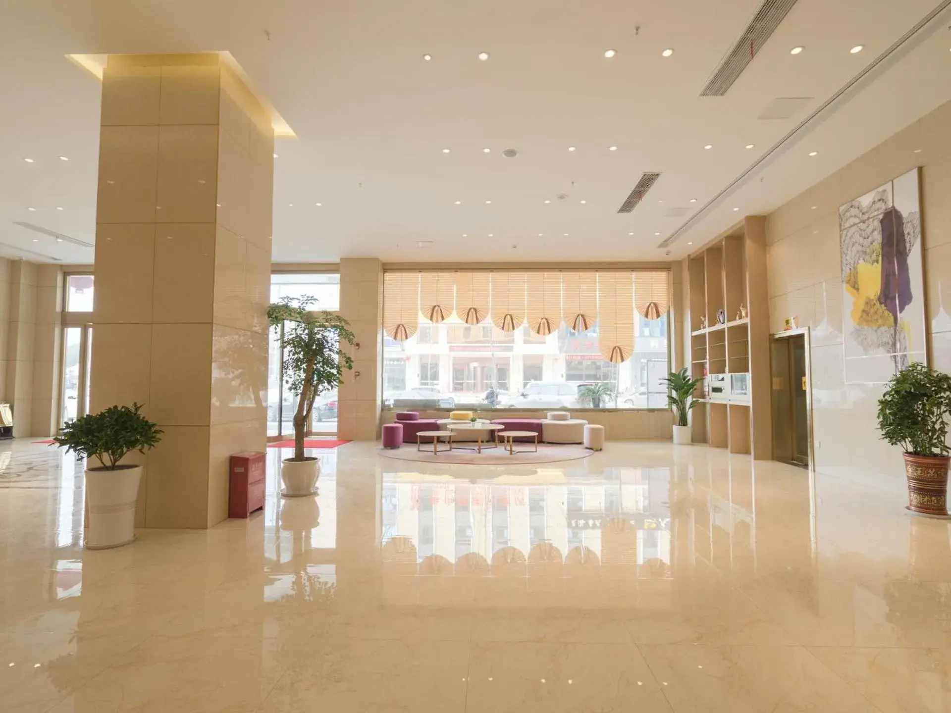 Lavande Hotel(Macheng High-speed Station Branch) Lavande Hotel(Macheng High-speed Station Branch)