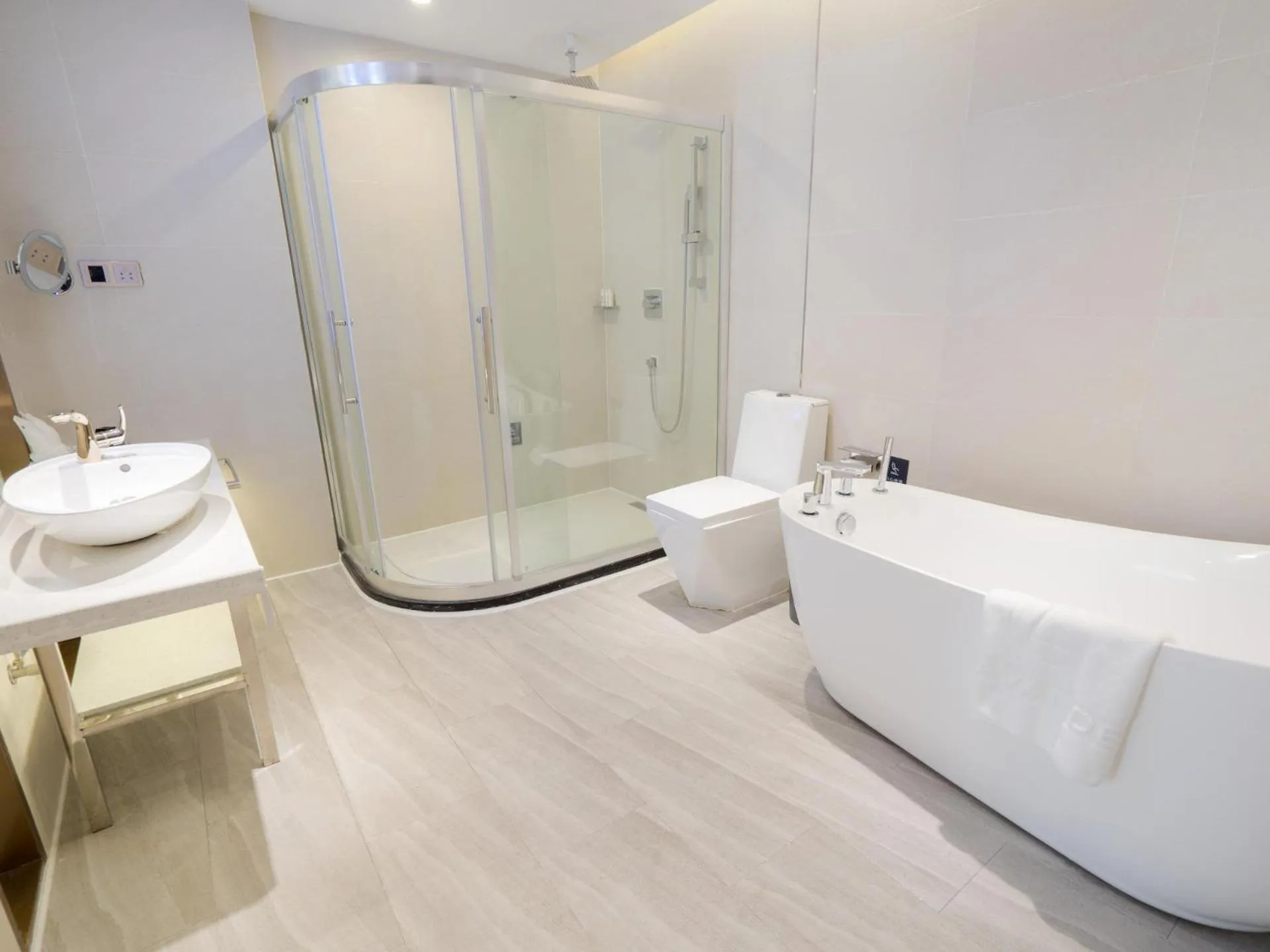 Lavande Hotel(Macheng High-speed Station Branch)