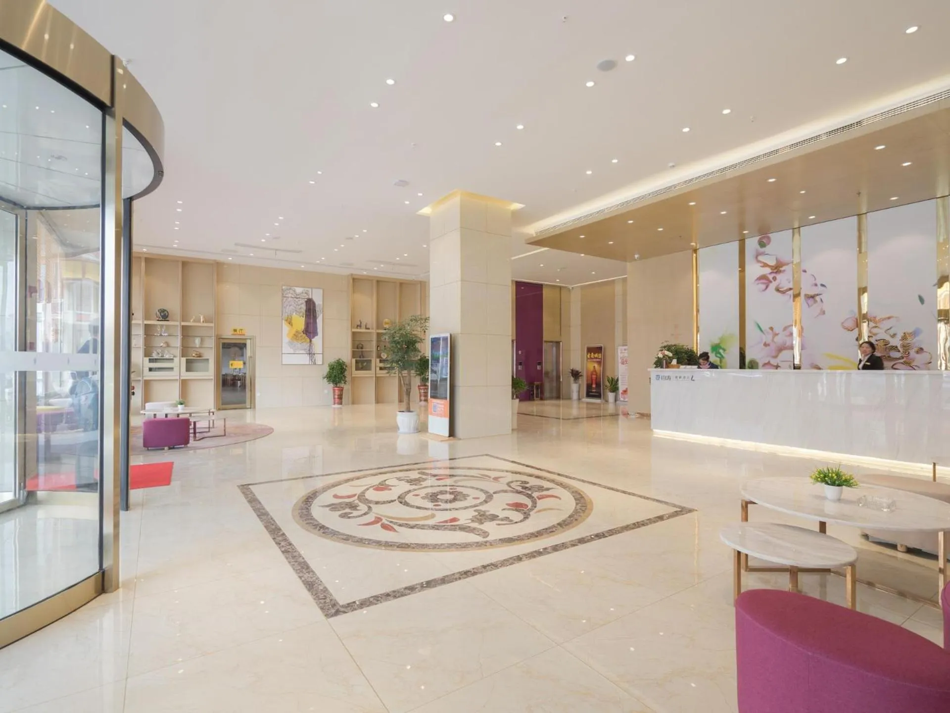 Lavande Hotel(Macheng High-speed Station Branch)