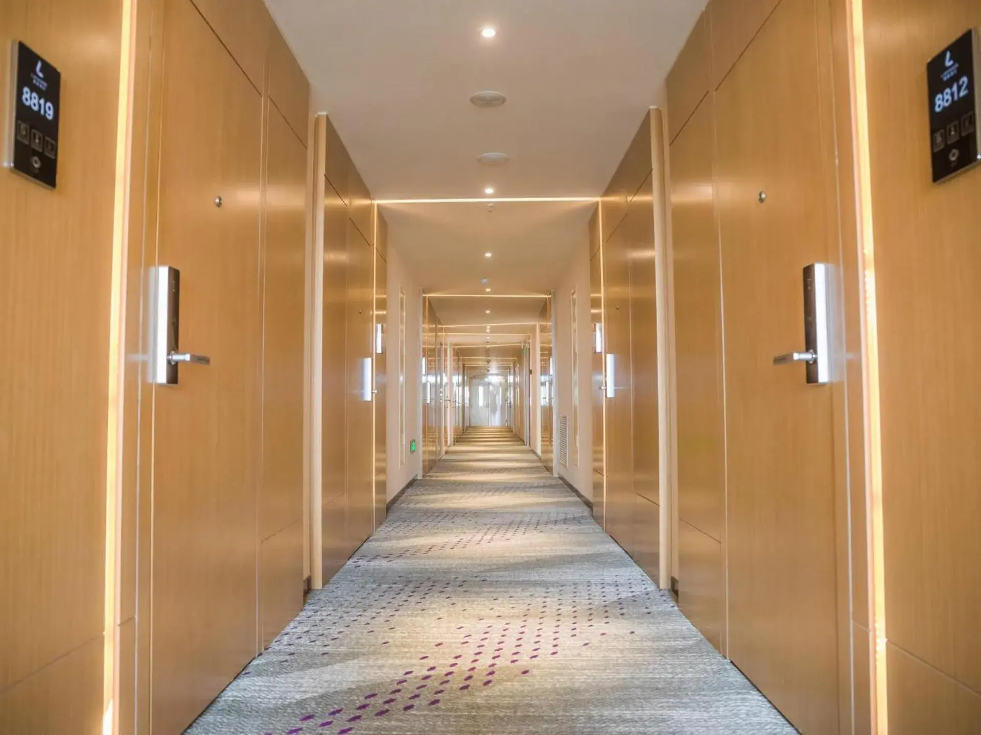 Lavande Hotel (Binzhou Huanghe 8th Road, People's Hospital Branch) Lavande Hotel (Binzhou Huanghe 8th Road, People's Hospital Branch)