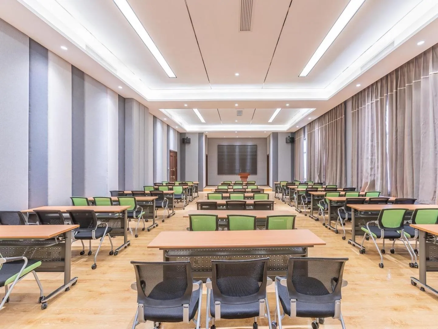 Lavande Hotel Langfang Dacheng Xinda Xintiandi Plaza