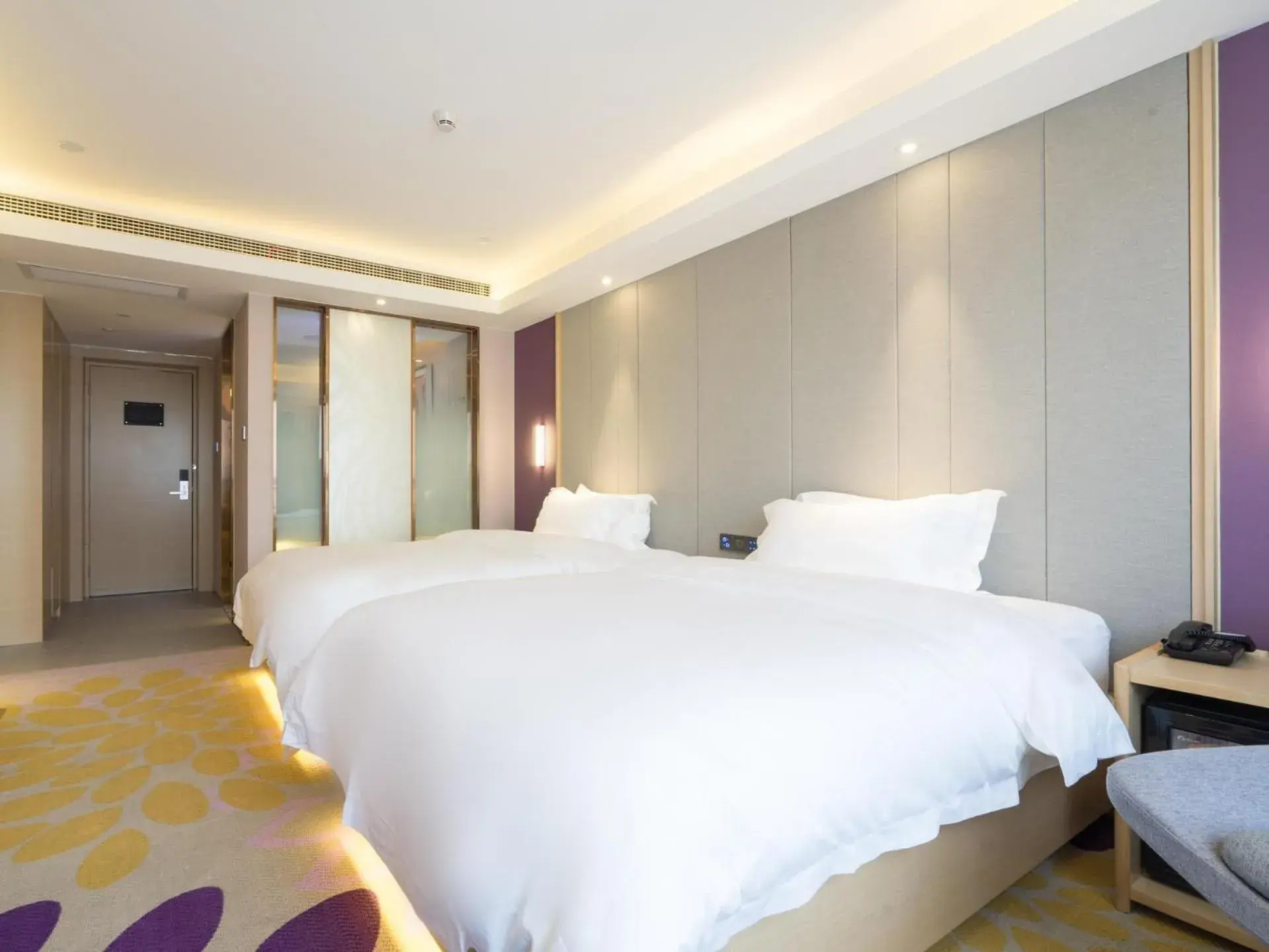 Bed in Lavande Hotel Jingmen Planet World City Bed in Lavande Hotel Jingmen Planet World City