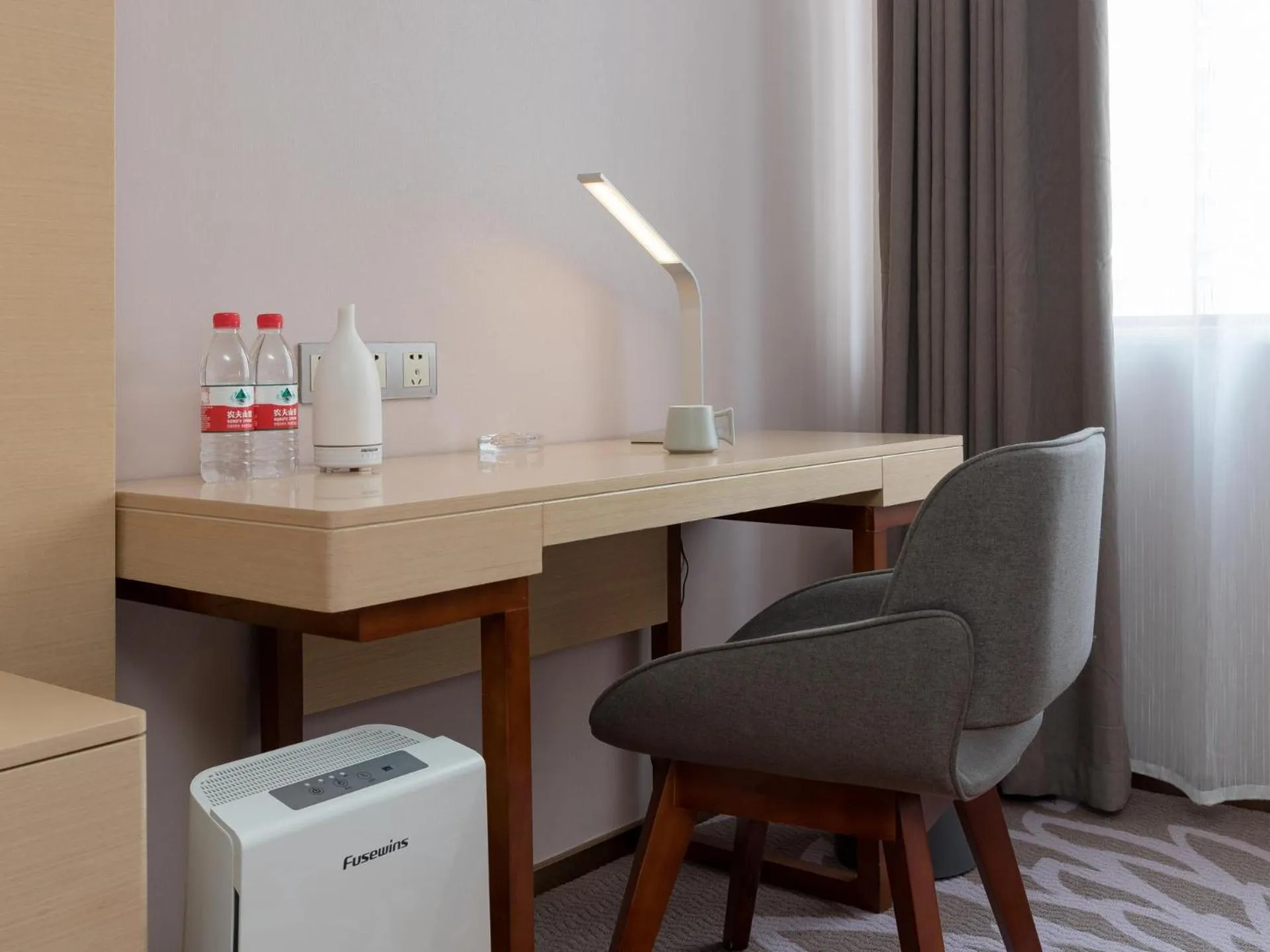 Lavande Hotel Yangchun Donghu