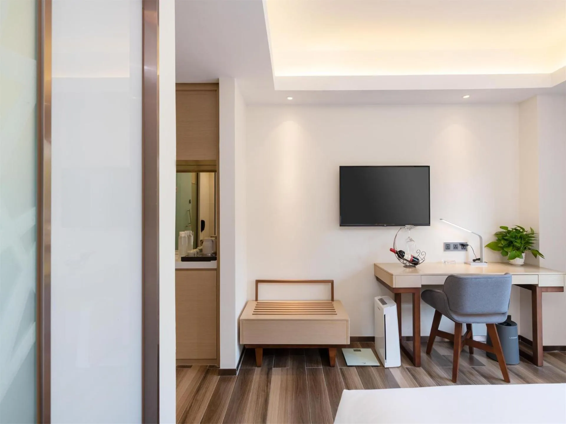 Lifeng Hotel (Haikou West Coast)