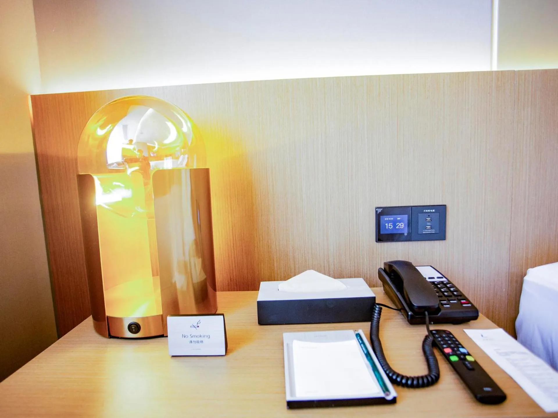 Lavande Hotel Lujiang Zhouyu Avenue