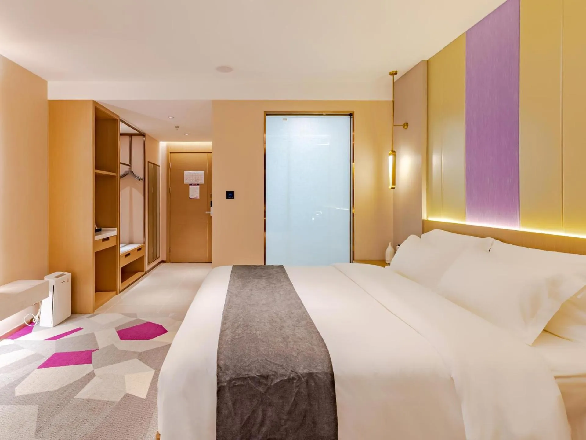 Bed in Lavande Hotel Lujiang Zhouyu Avenue