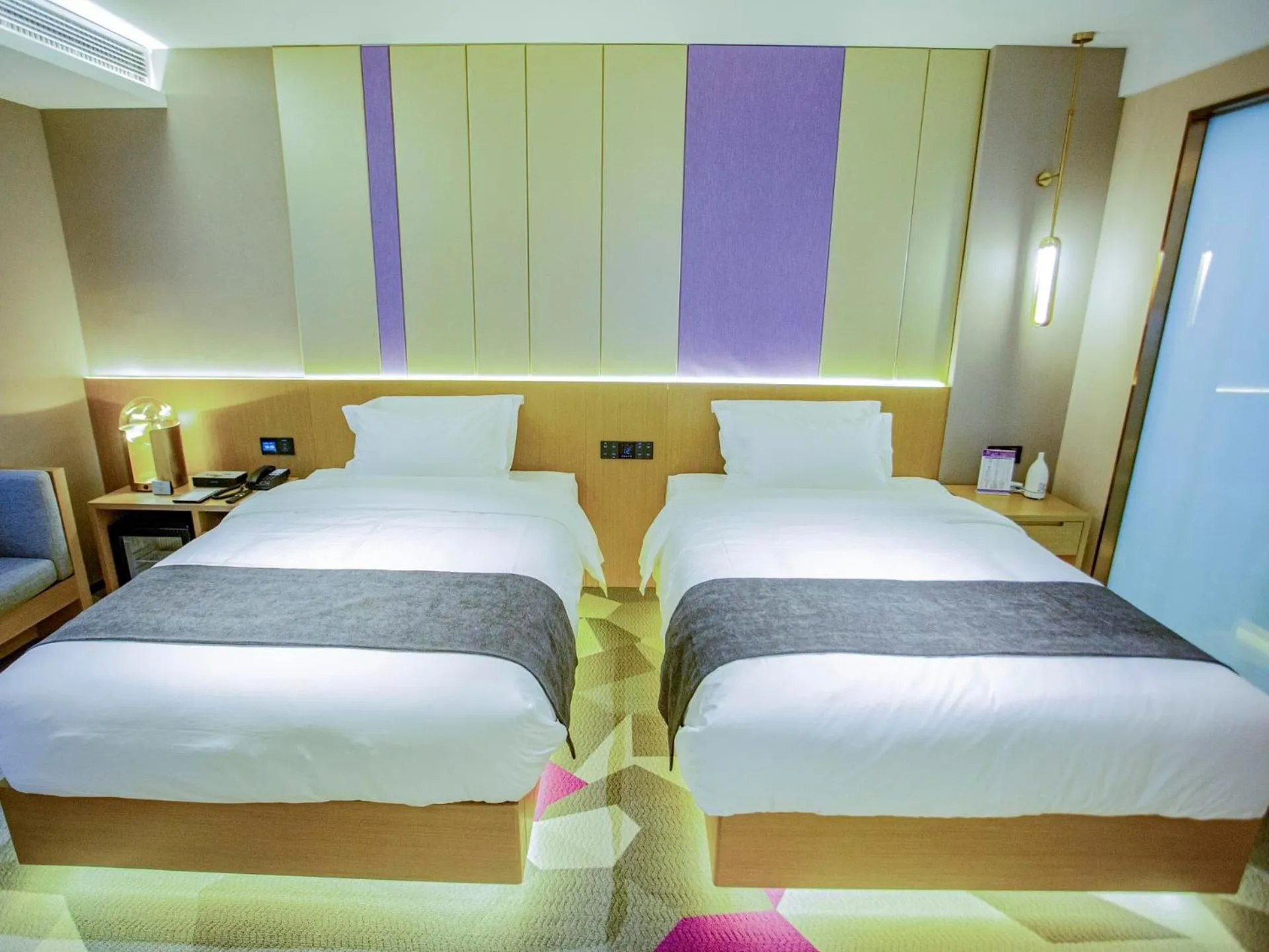 Bed in Lavande Hotel Lujiang Zhouyu Avenue
