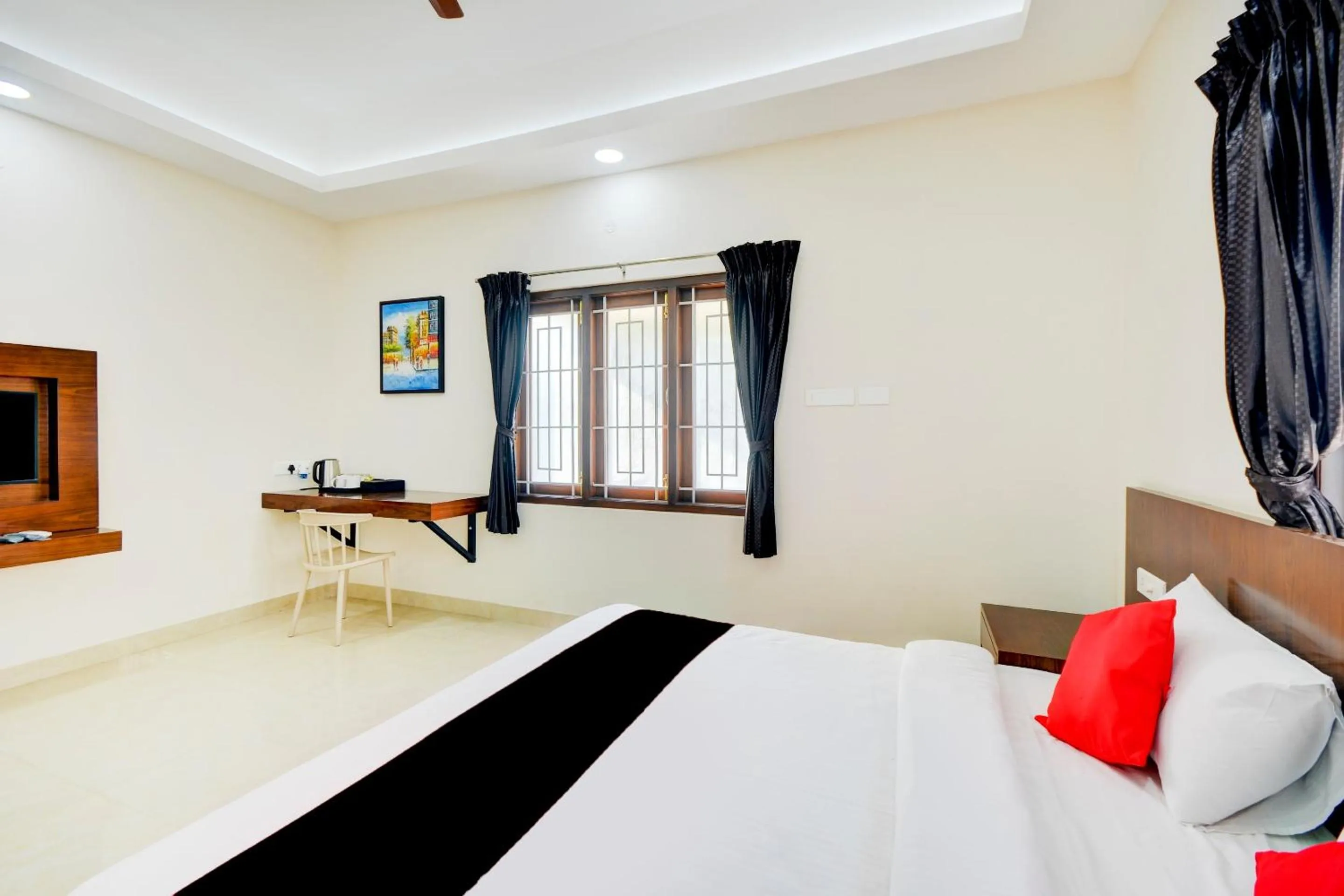 Bedroom, Bed in Mayfair Service Apartments