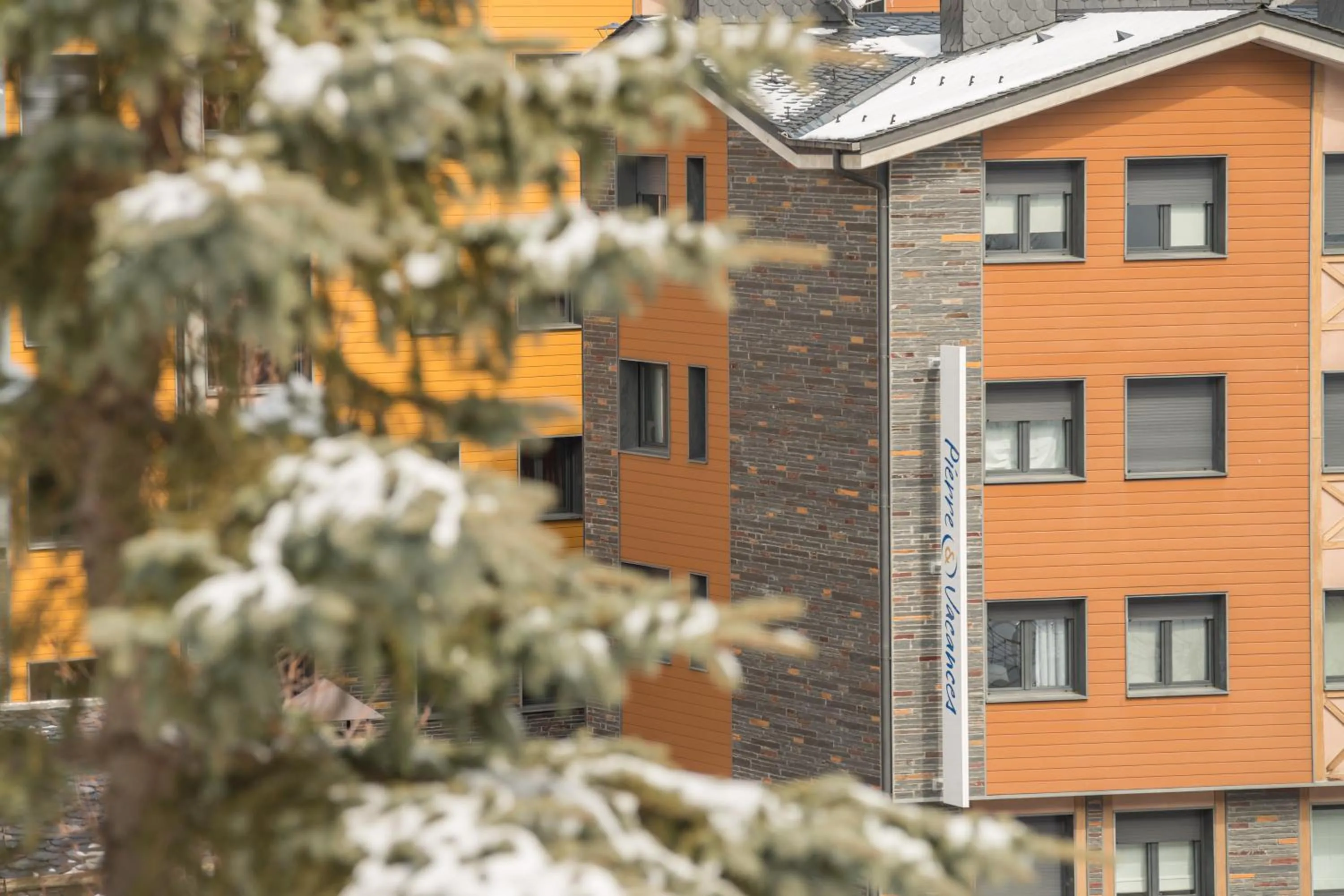 Facade/entrance in Pierre & Vacances Andorra El Tarter