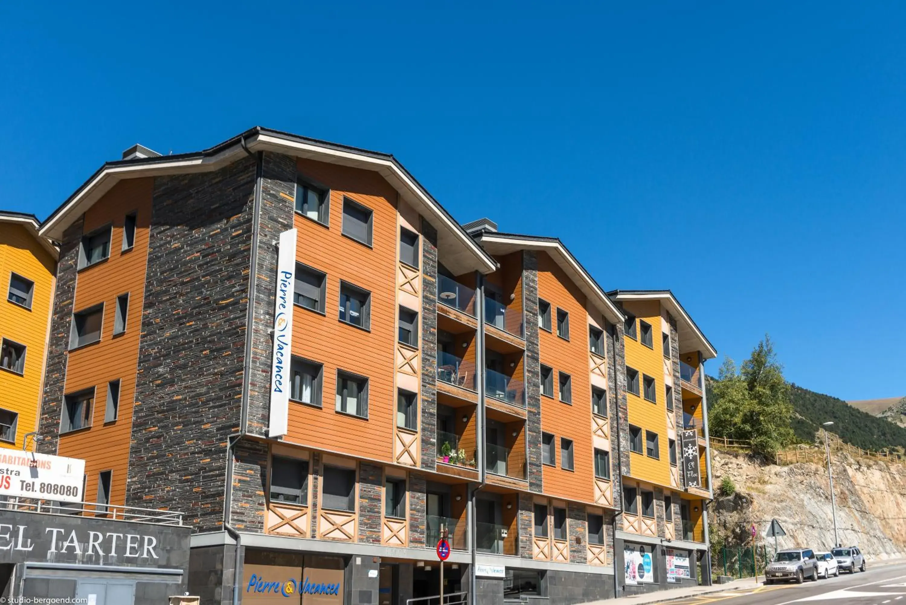 Facade/entrance in Pierre & Vacances Andorra El Tarter Facade/entrance in Pierre & Vacances Andorra El Tarter