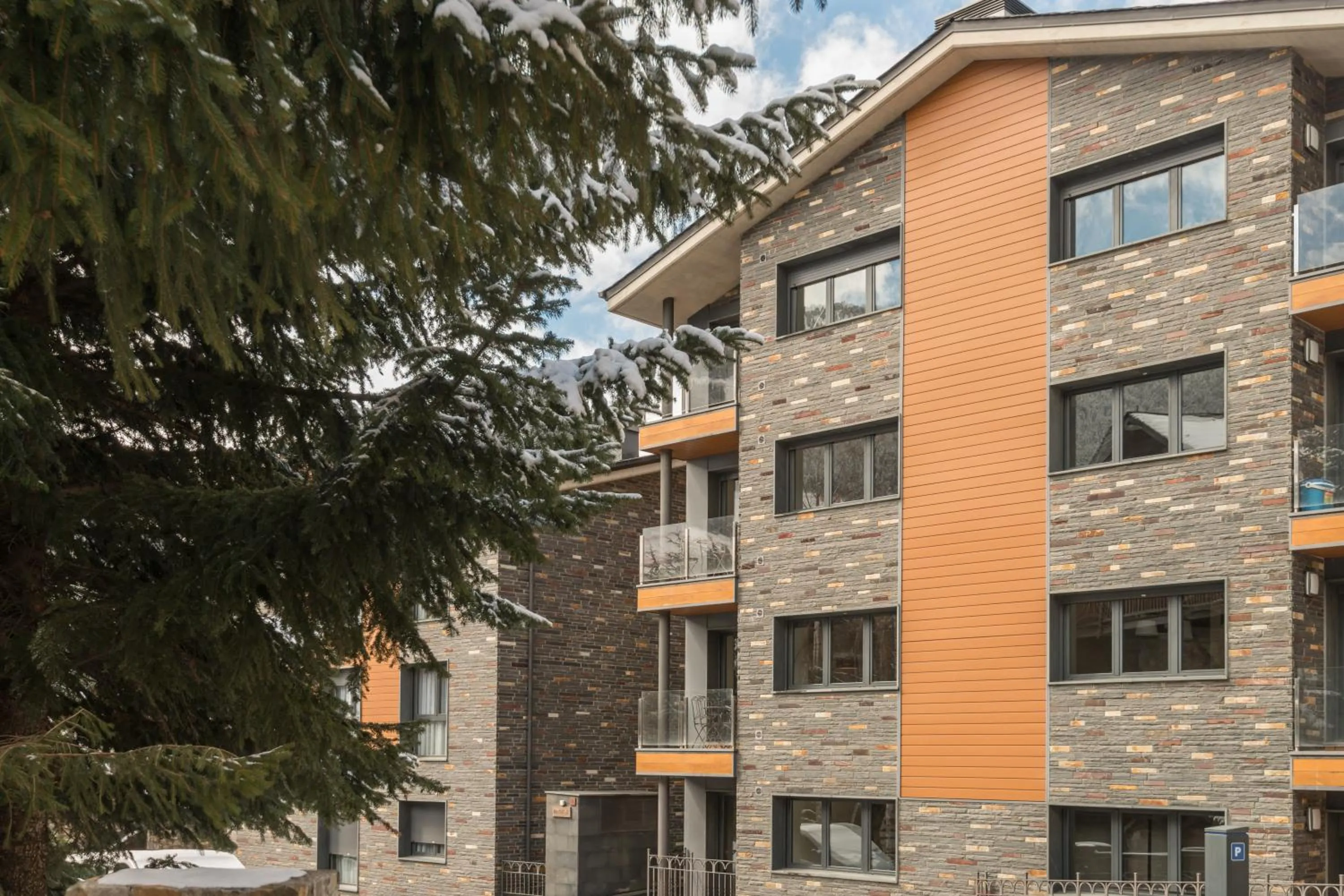 Facade/entrance in Pierre & Vacances Andorra El Tarter