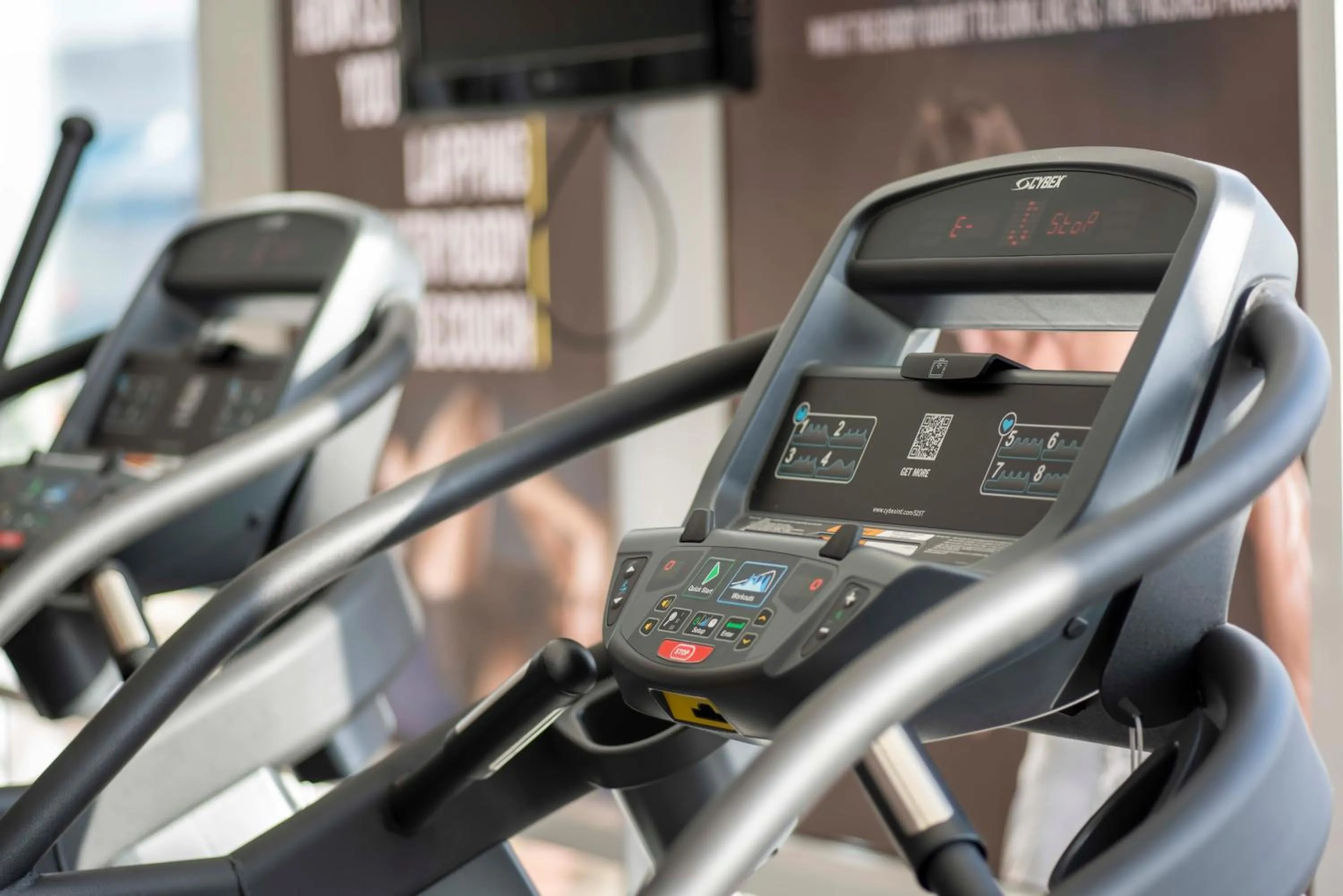 Fitness centre/facilities in Donatello Hotel