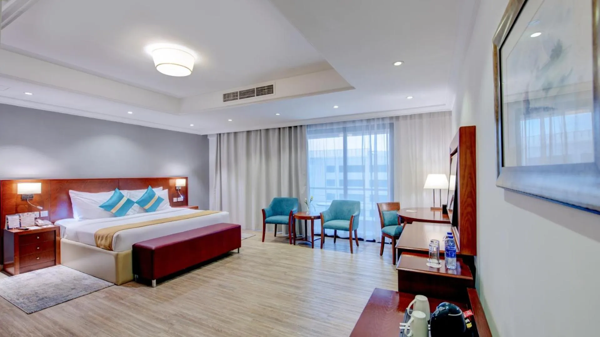 Bedroom, Bed in Donatello Hotel