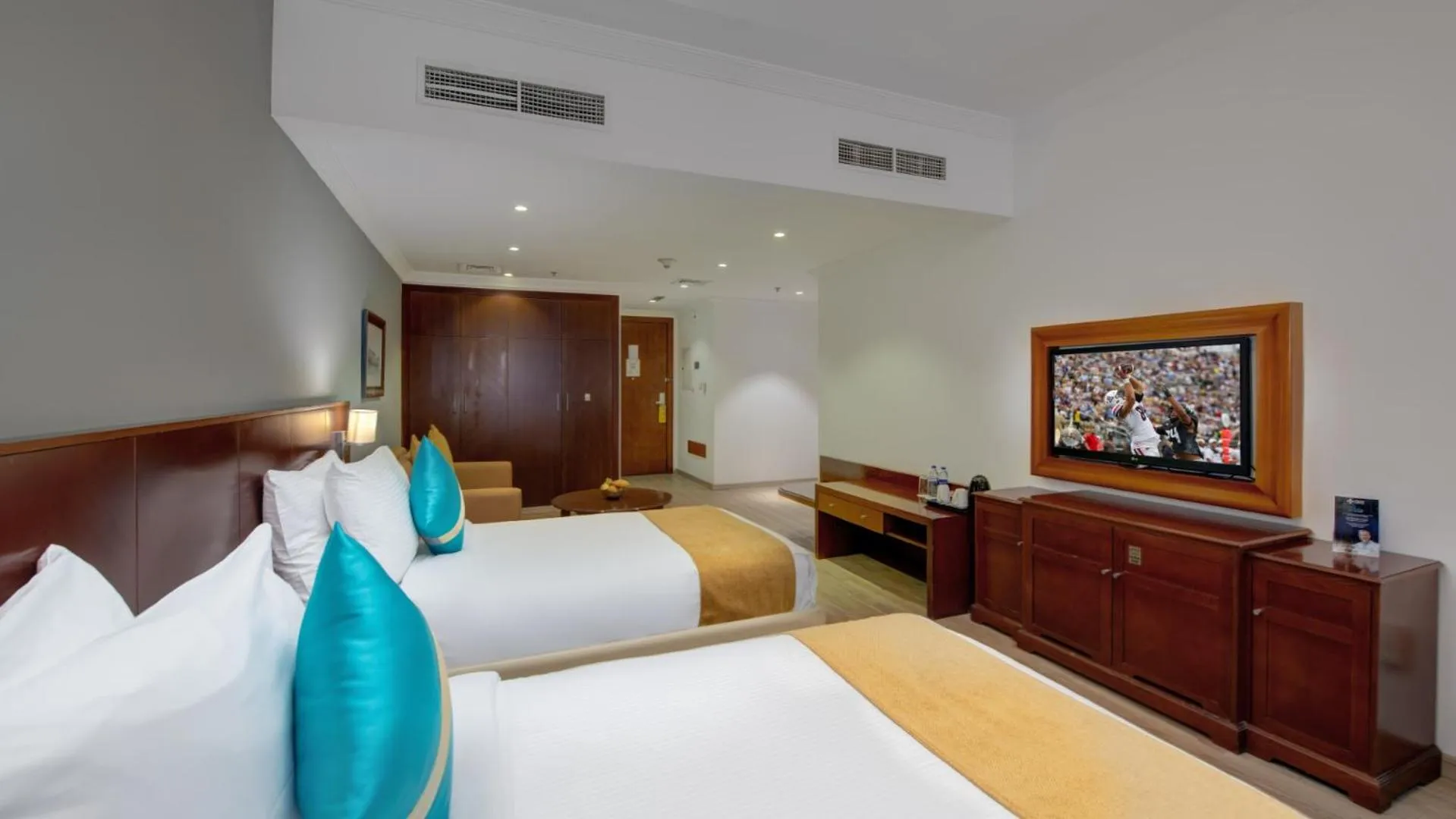 Bed in Donatello Hotel