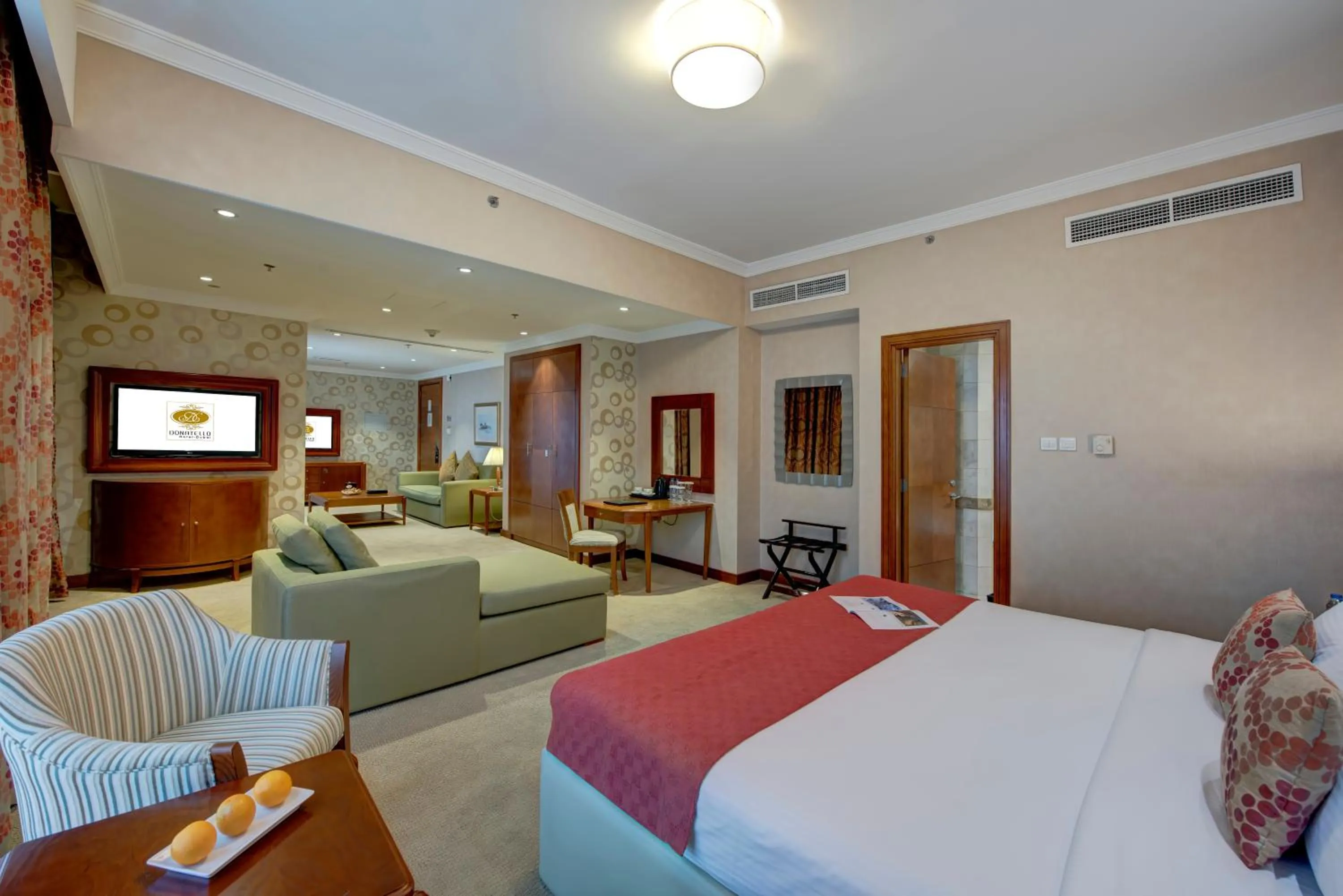Executive Double Room & 20% discount at Oro Lounge and Yamas Restaurant  in Donatello Hotel