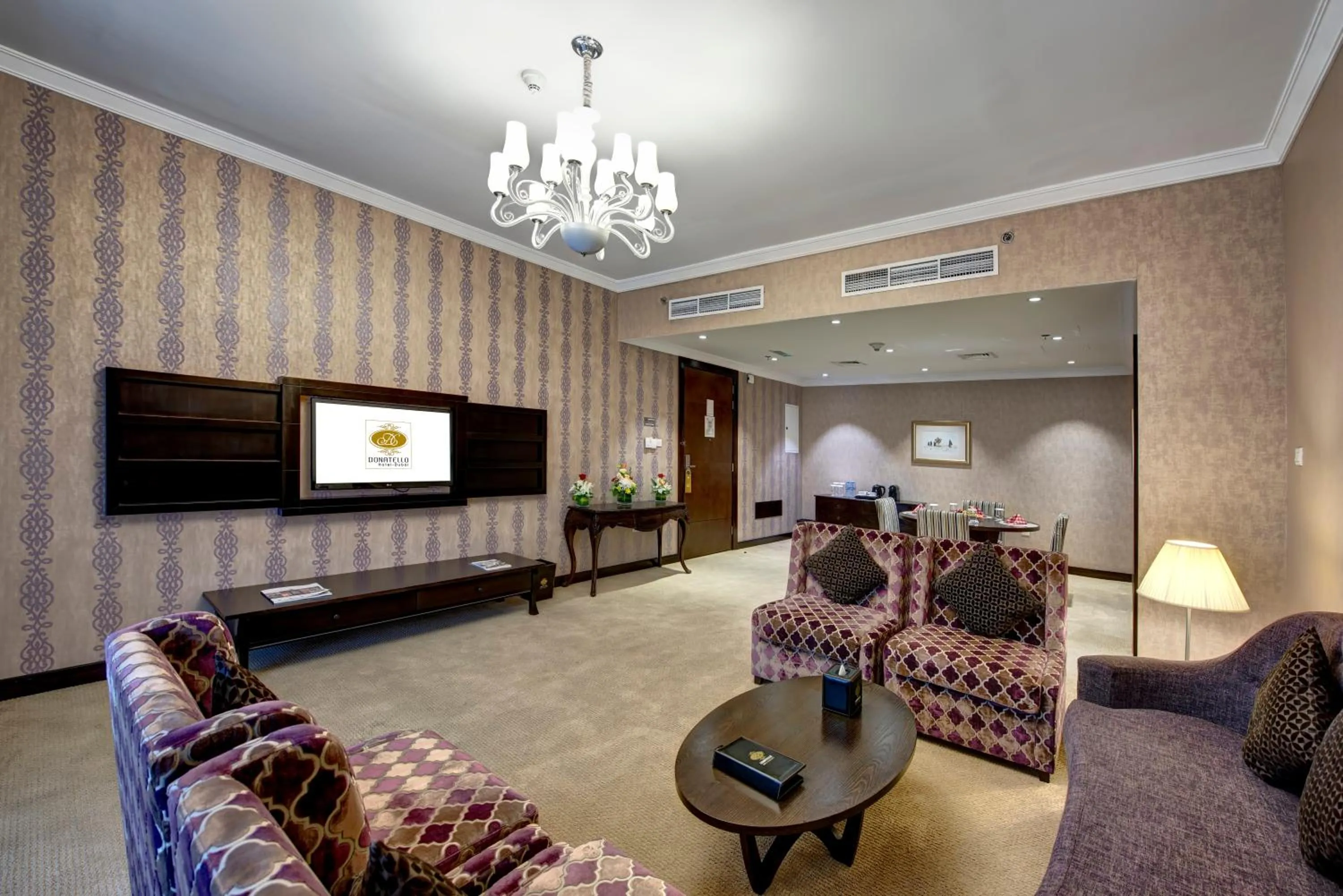 Living room in Donatello Hotel