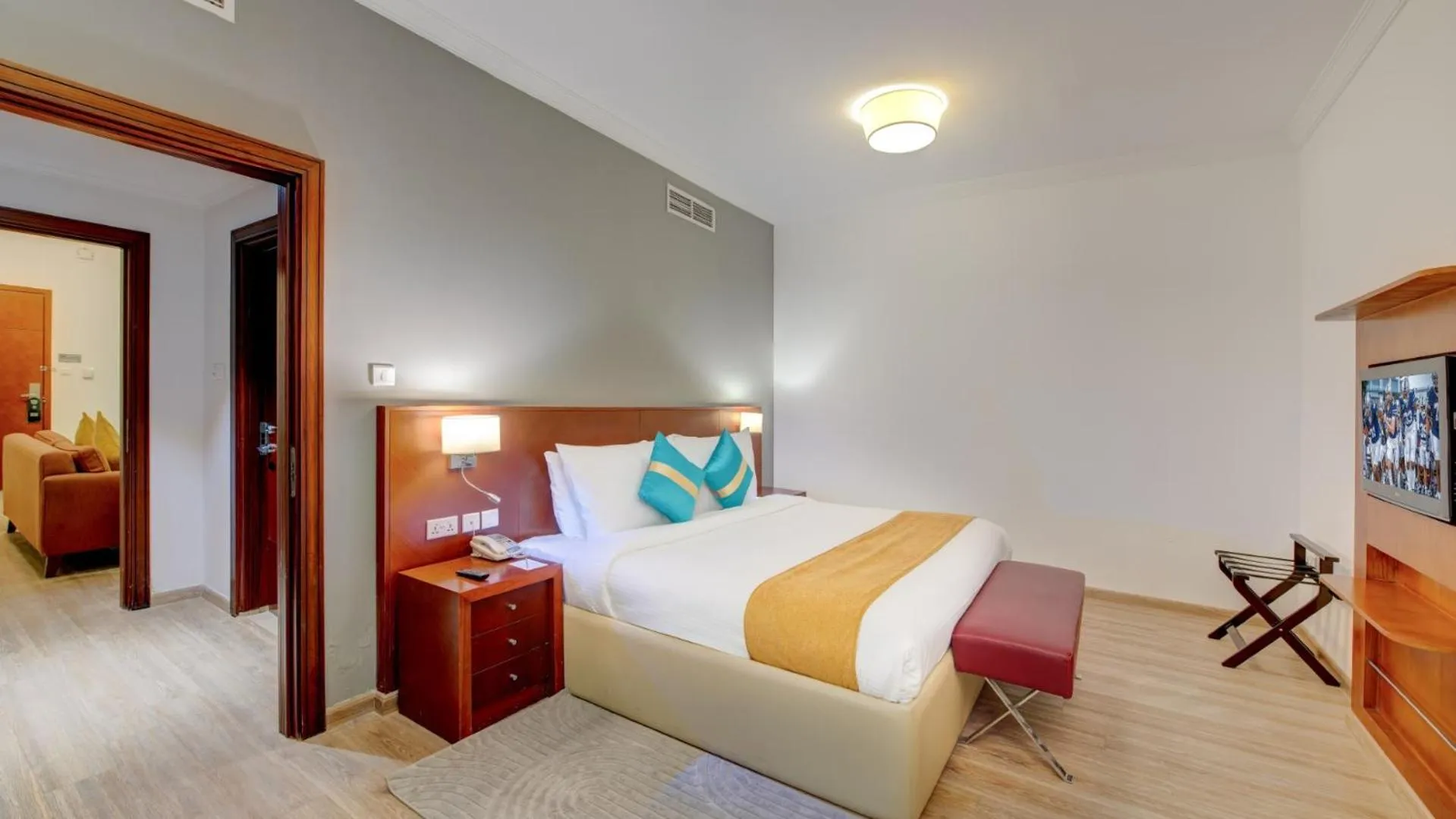 Bedroom, Bed in Donatello Hotel