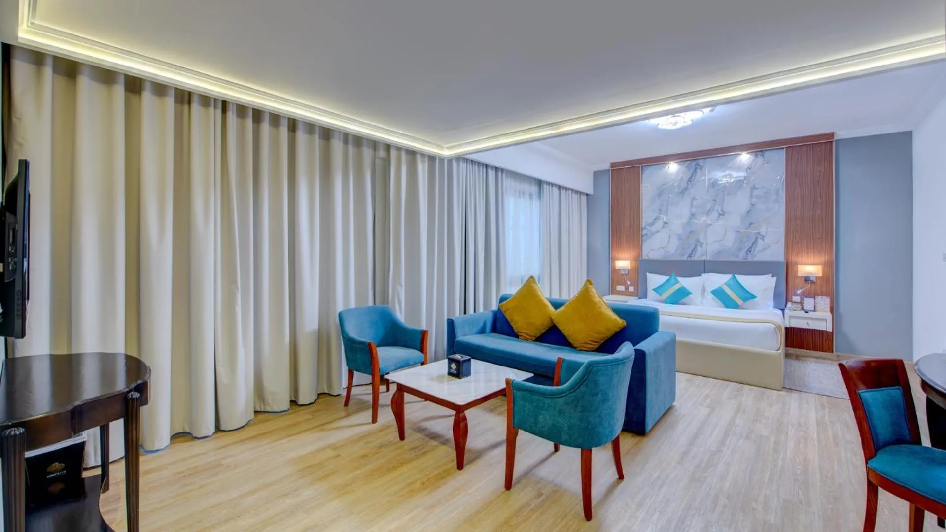 Bedroom in Donatello Hotel