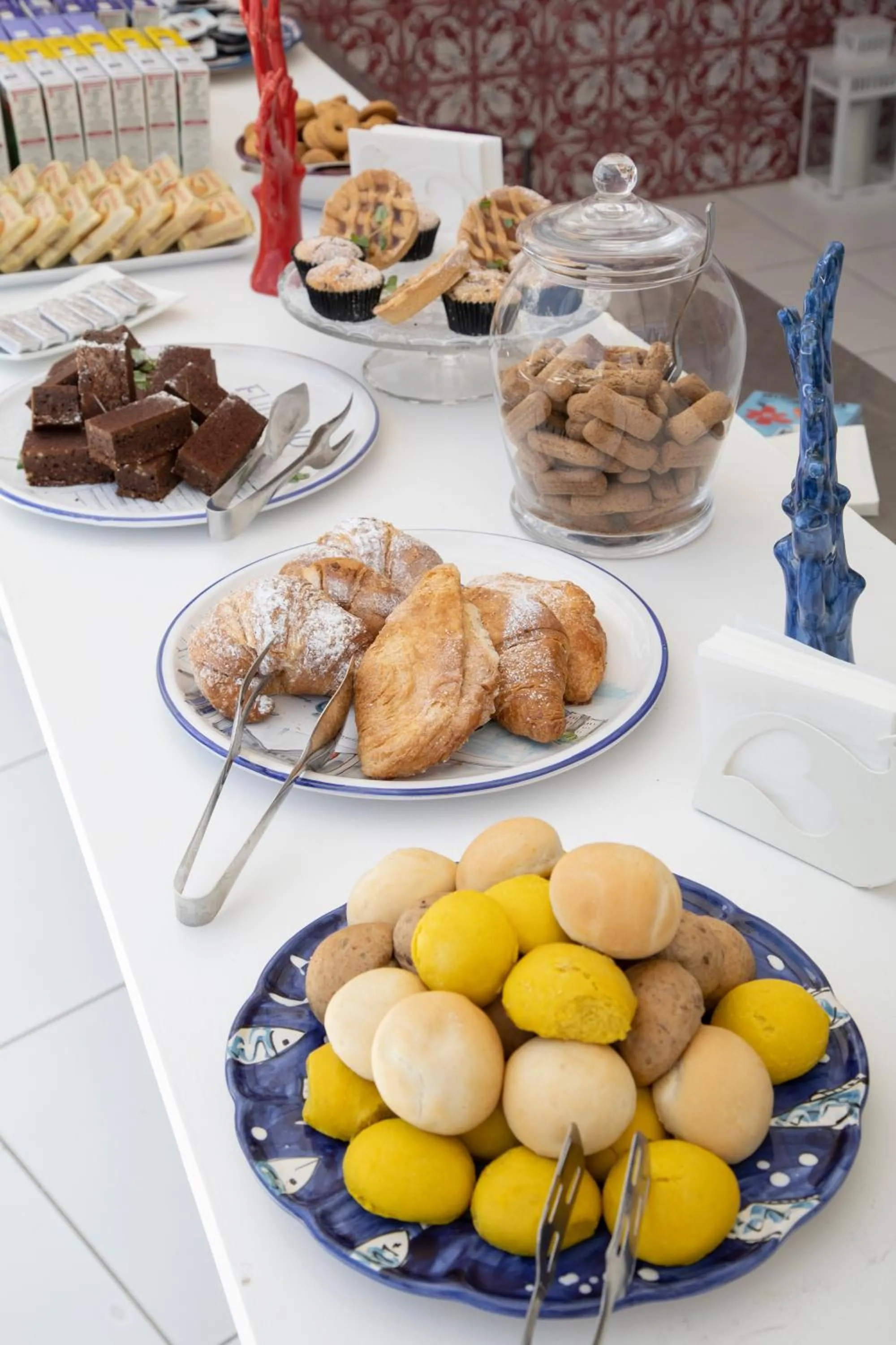 Breakfast in FURANO BAHARI