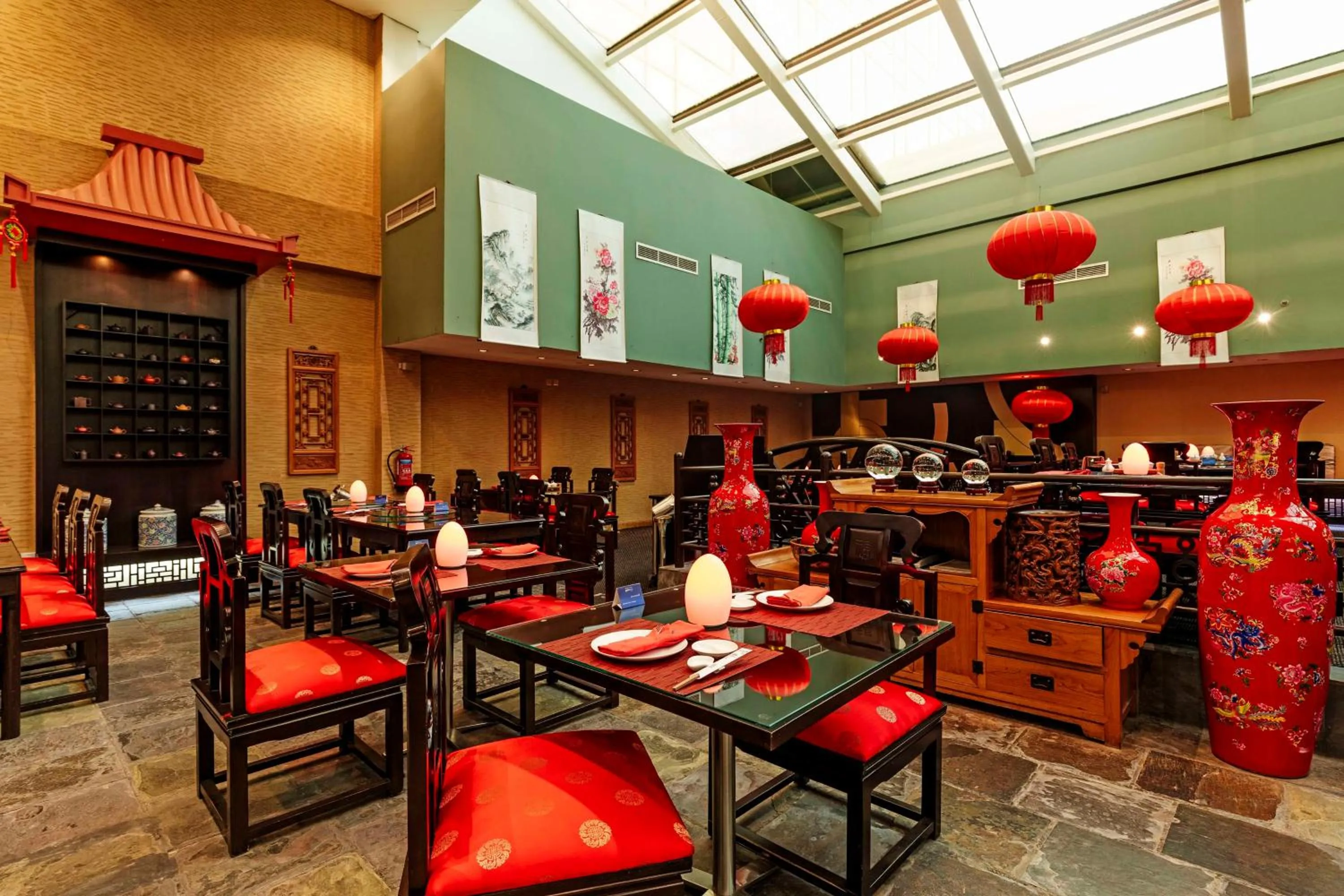 Restaurant/places to eat in Radisson Blu Hotel, Doha