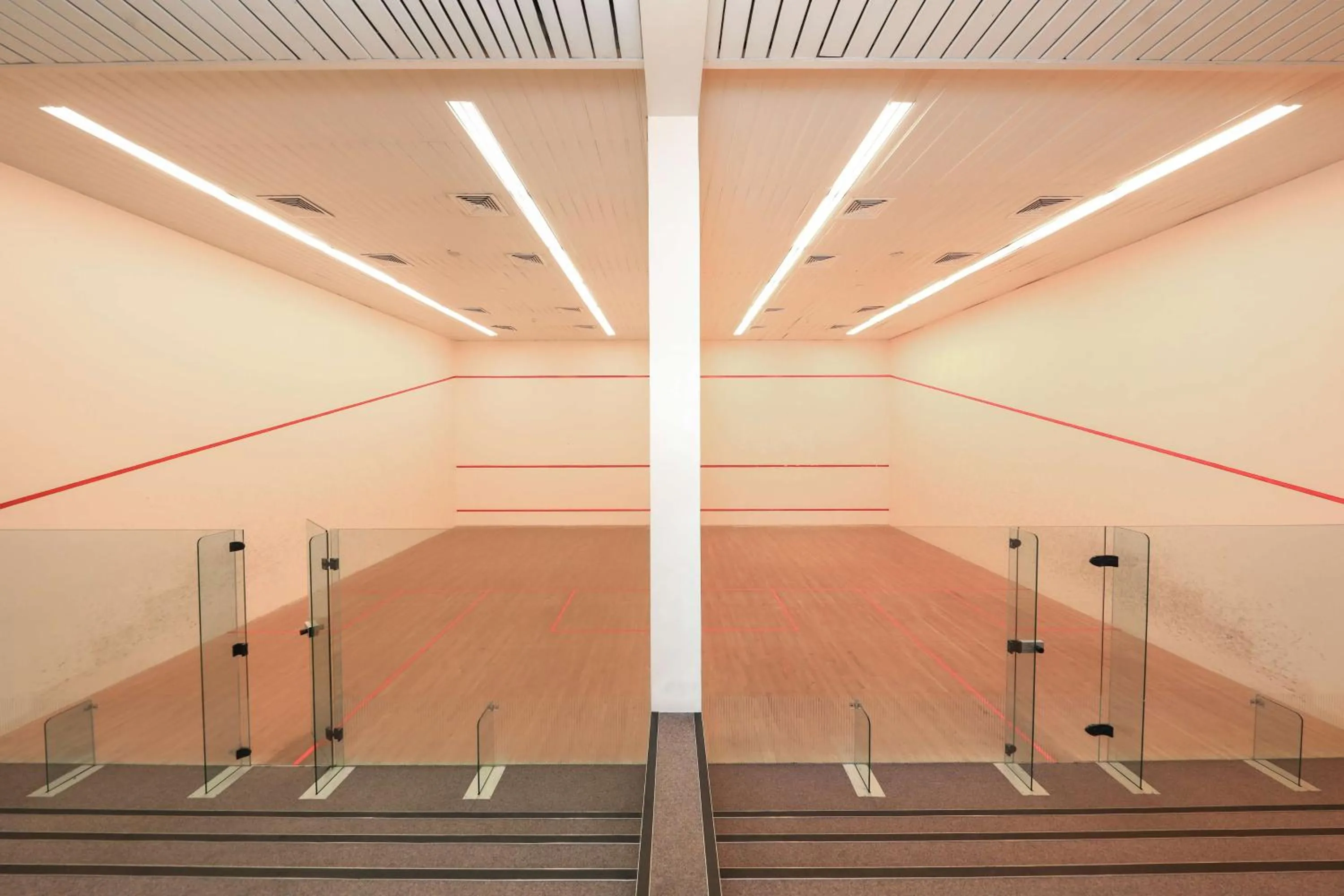 Squash in Radisson Blu Hotel, Doha